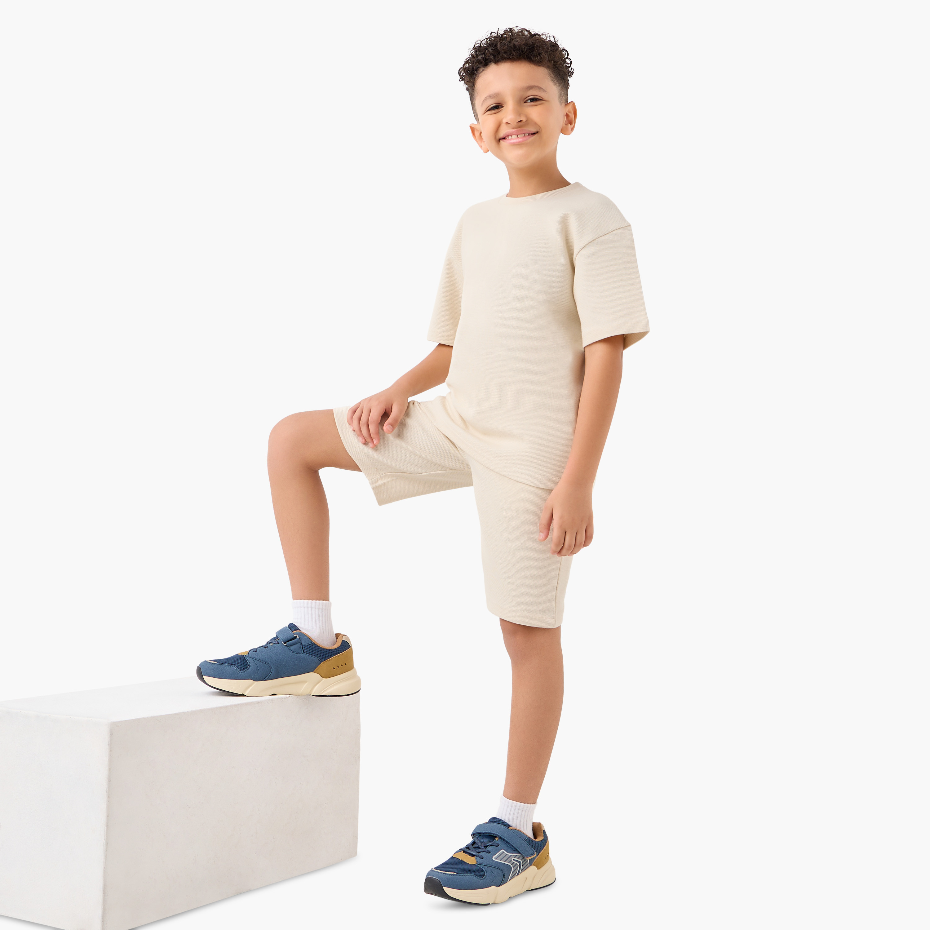 Juniors Textured Crew Neck T-shirt and Shorts Set-boys-clothing-setsandcoords-image-1