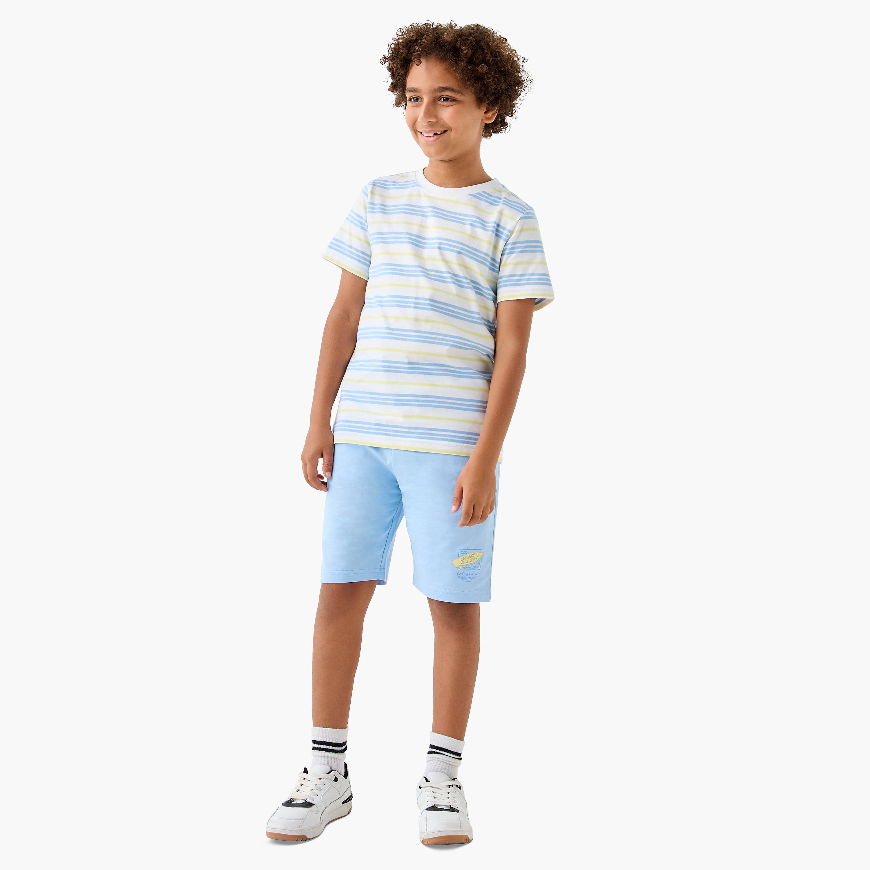 طقم شورت وتيشيرت بطبعات 3 قطع من جونيورز-boys-clothing-setsandcoords-image-2