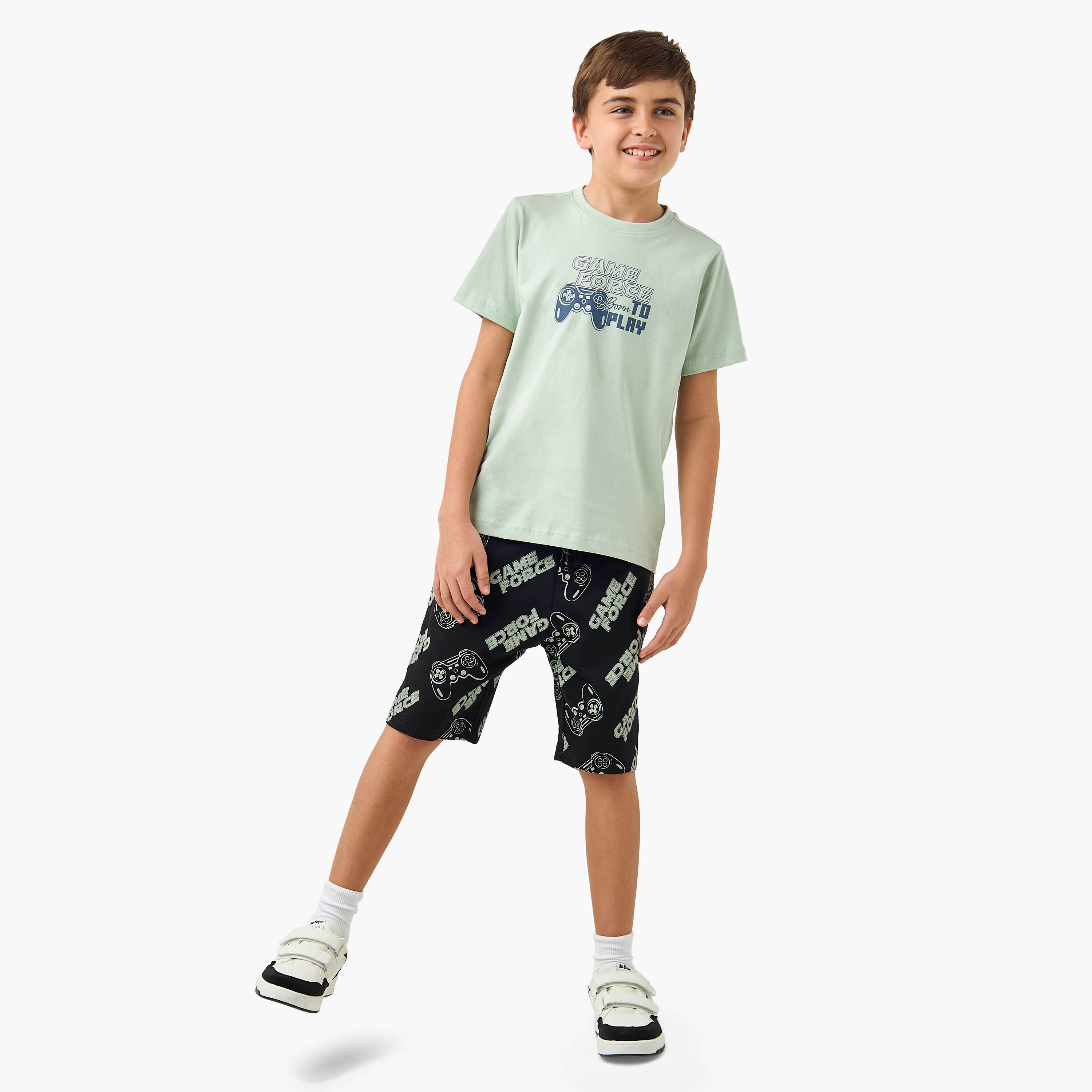 طقم شورت وتيشيرت 3 قطع بطبعات من جونيورز-boys-clothing-setsandcoords-image-2