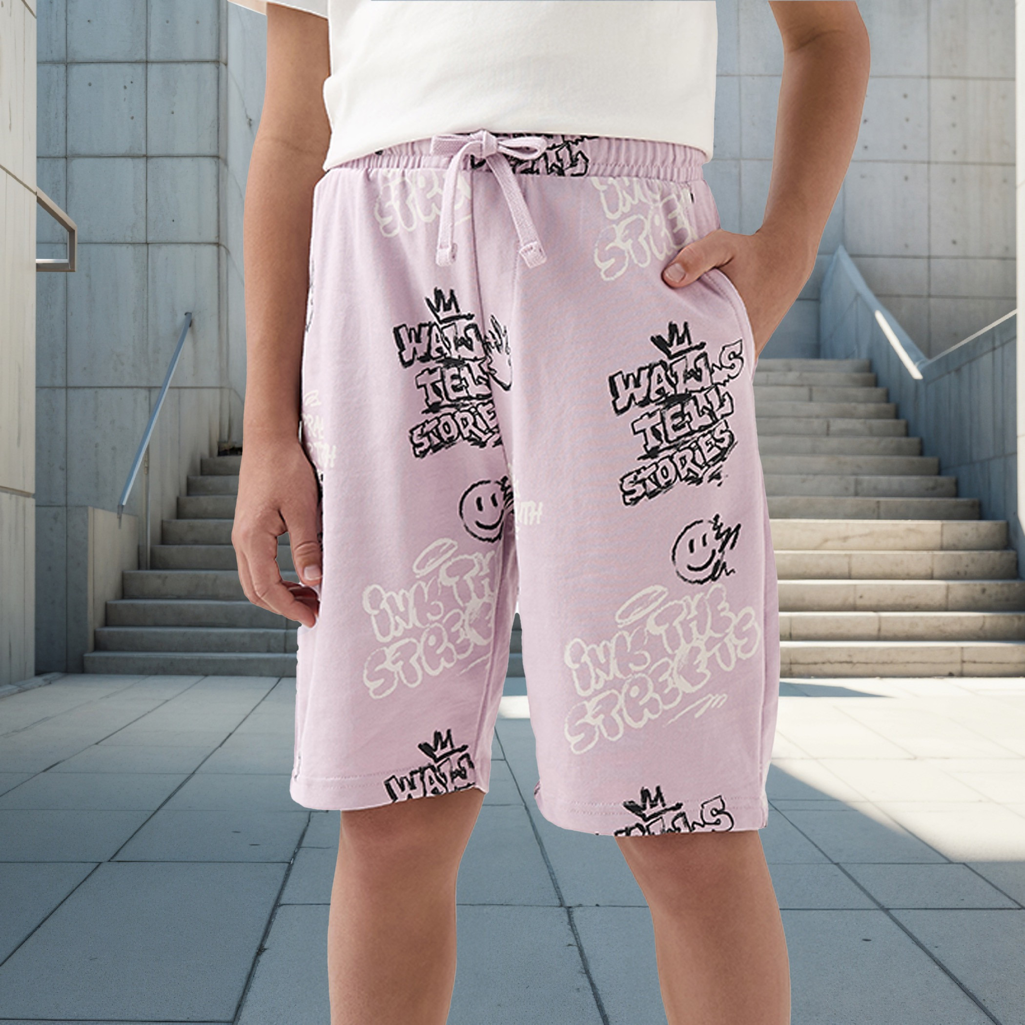 طقم شورت وتيشيرت 3 قطع بطبعات جرافيتي من جونيورز-boys-clothing-setsandcoords-image-4