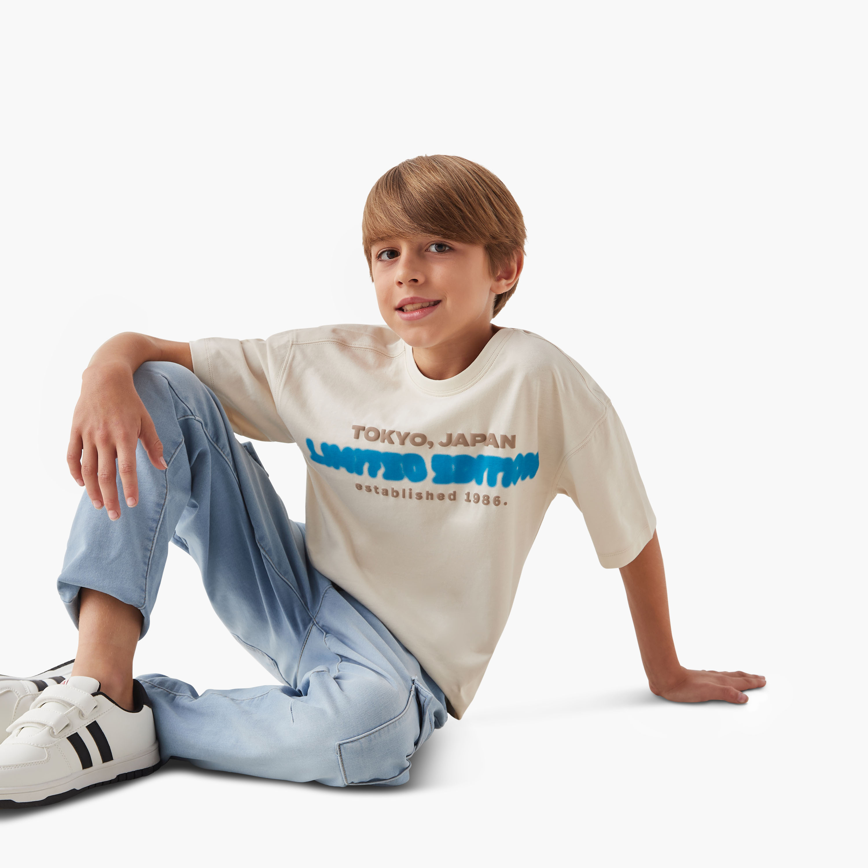 Juniors Graphic Print Crew Neck T-shirt with Short Sleeves-boys-clothing-tshirtsandpolos-image-1