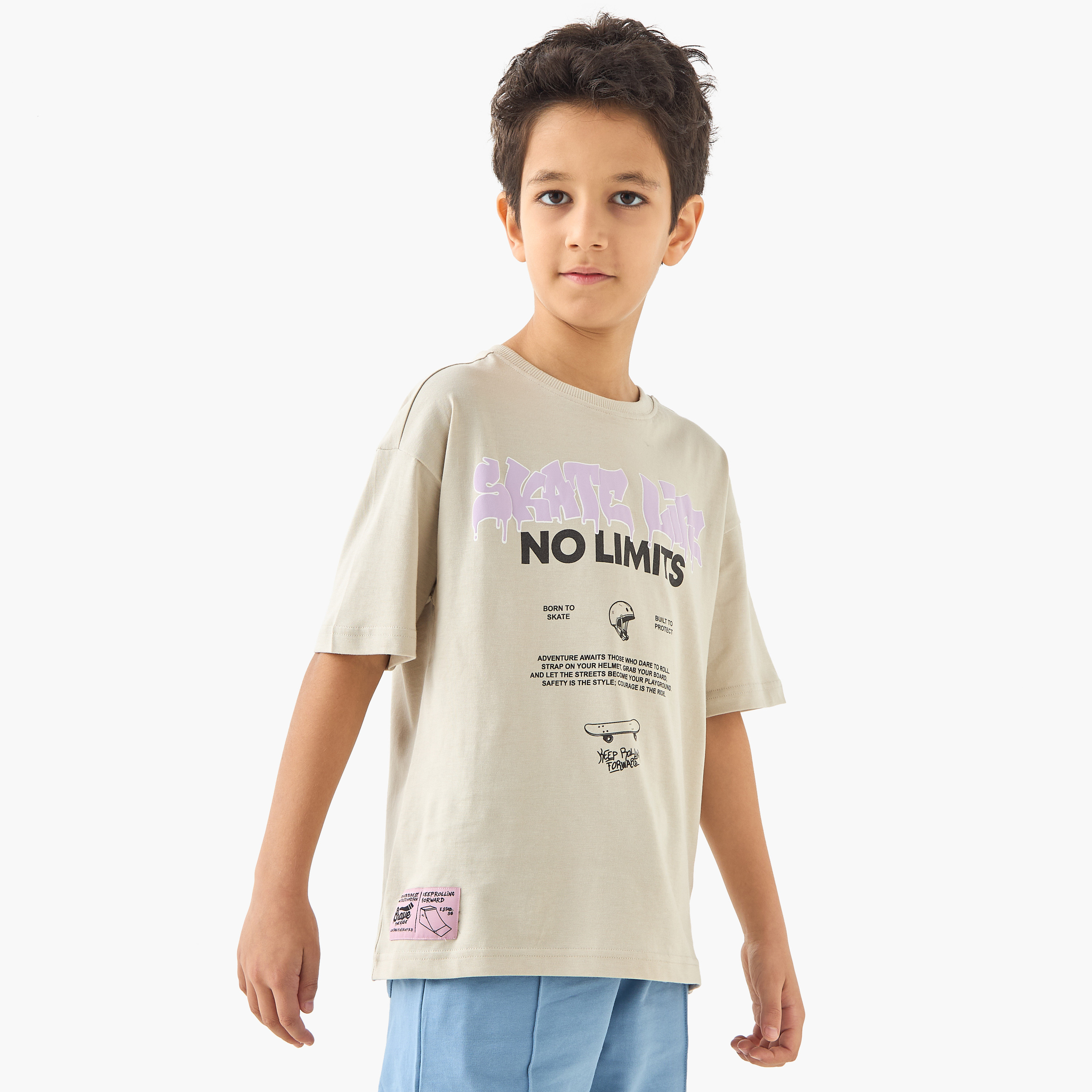 Juniors Typographic Print Crew Neck T-shirt with Short Sleeves-boys-clothing-tshirtsandpolos-image-1