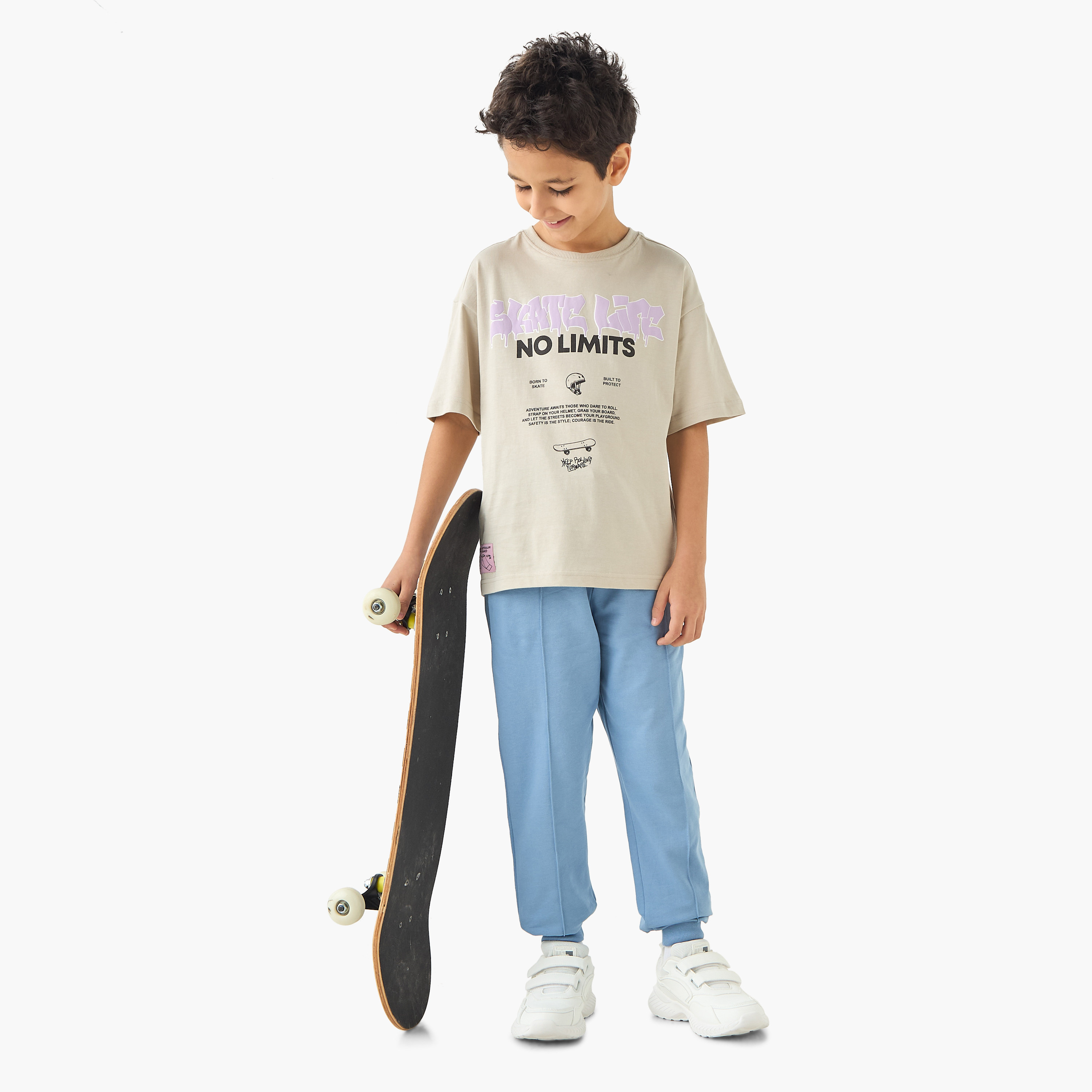Juniors Typographic Print Crew Neck T-shirt with Short Sleeves-boys-clothing-tshirtsandpolos-image-2