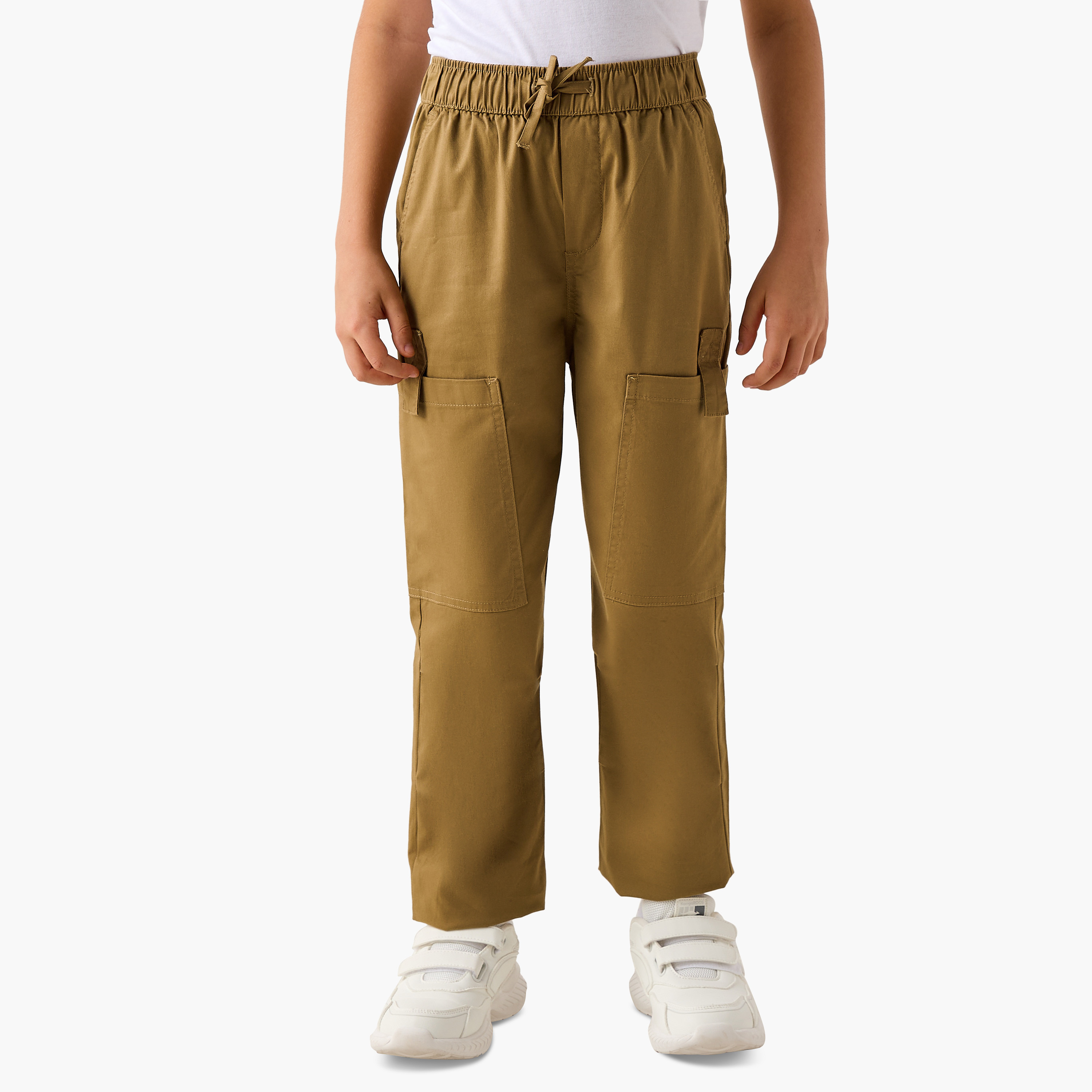 بنطلون كارجو سادة بخصر مطاطي وجيوب من جونيورز-boys-clothing-bottoms-trousers-image-6