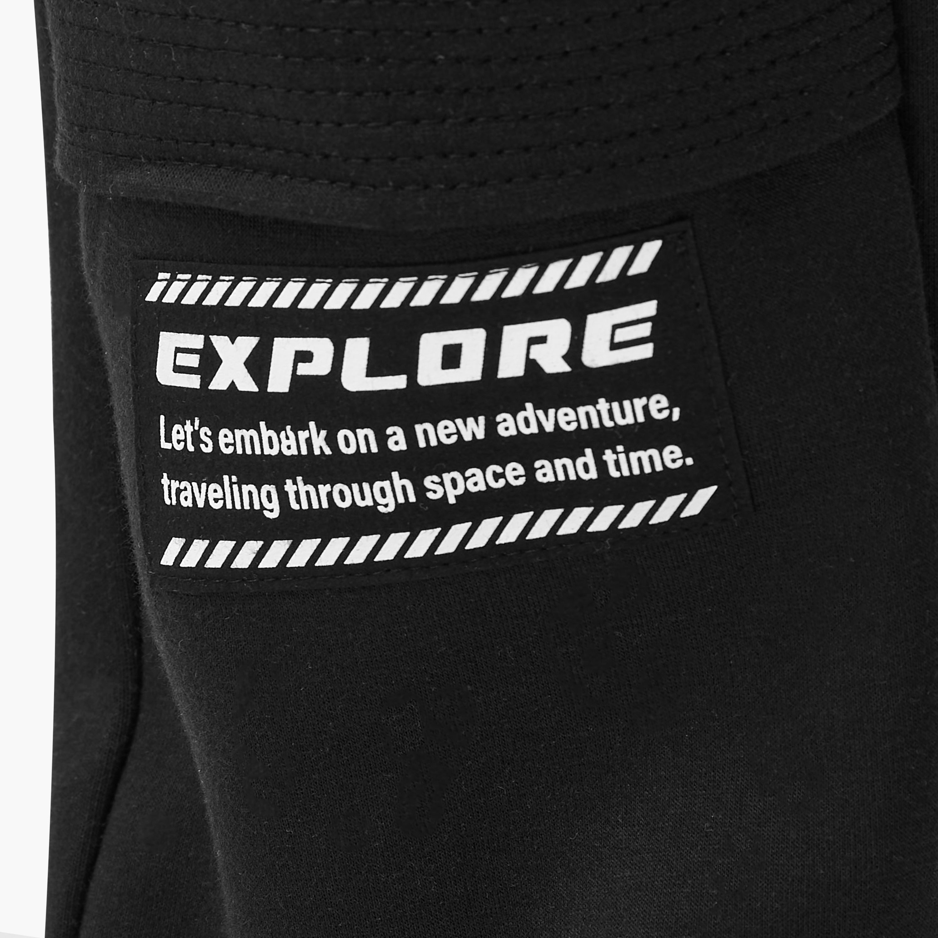 Juniors Applique Detail Joggers with Drawstring Closure and Pockets-boys-clothing-bottoms-joggersandtrackpants-image-5