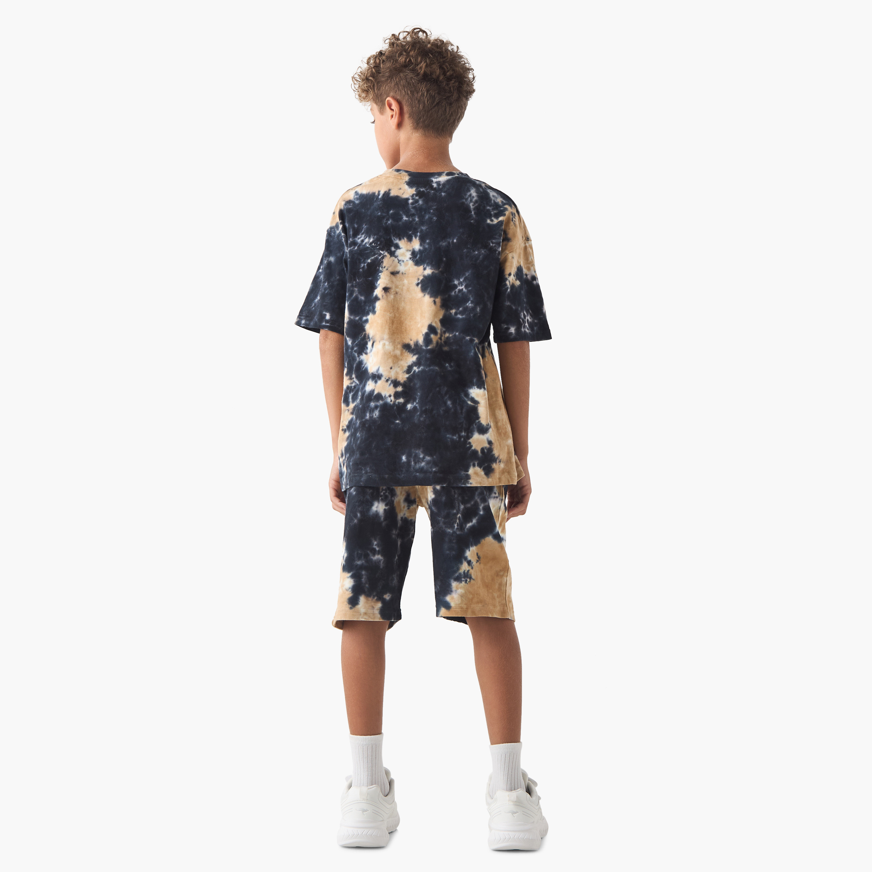 طقم تيشيرت وشورت بطبعات مصبوغة من جونيورز-boys-clothing-setsandcoords-image-4