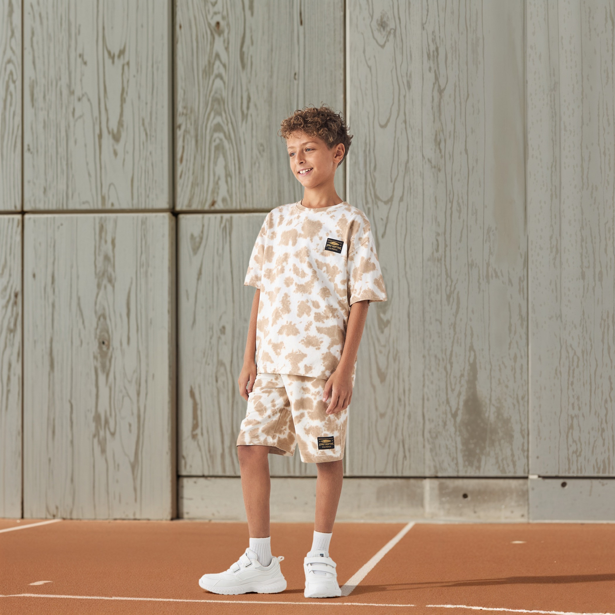 طقم شورت وتيشيرت بطبعات من جونيورز-boys-clothing-setsandcoords-image-1
