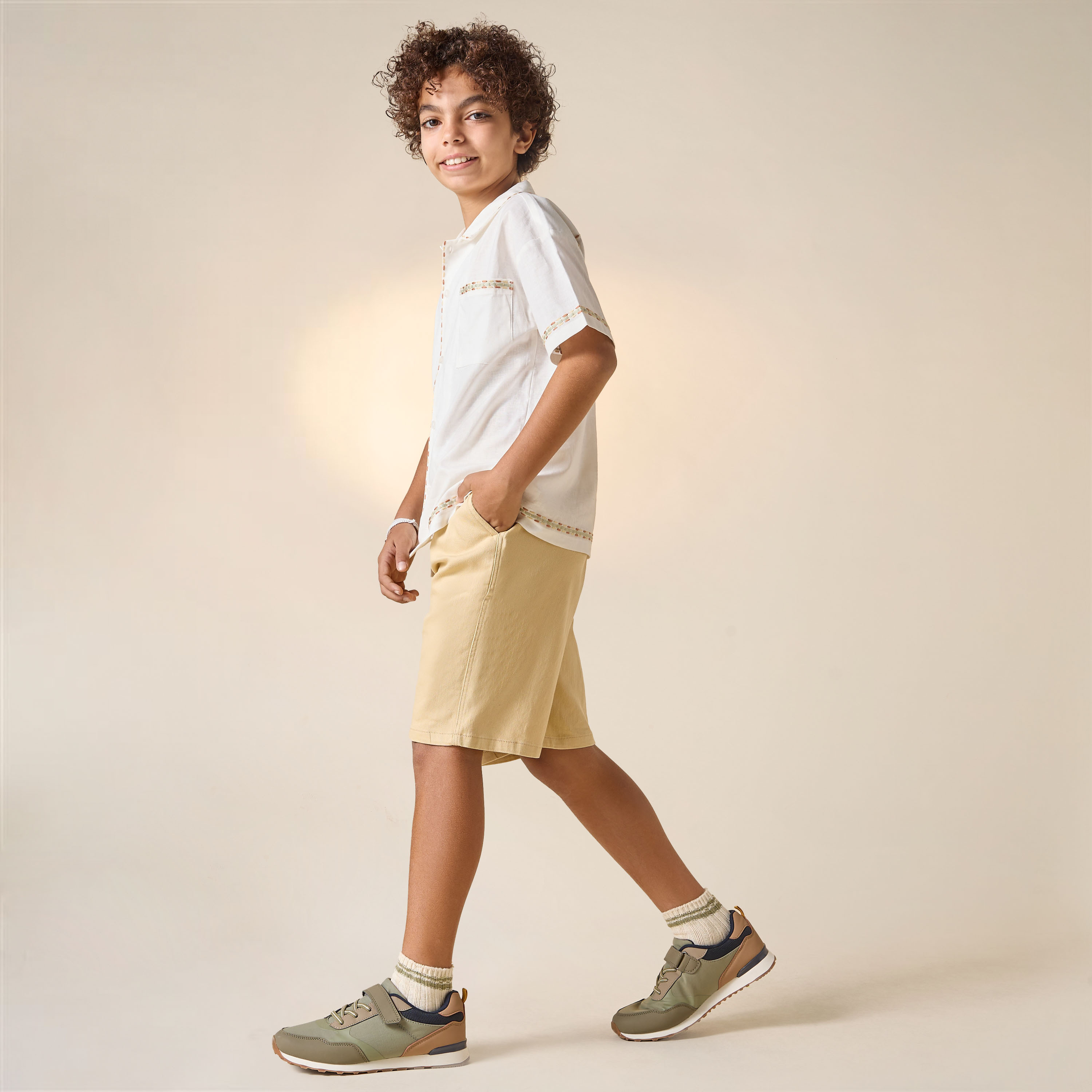 طقم شورت وقميص مطرز من جونيورز-boys-clothing-setsandcoords-image-7