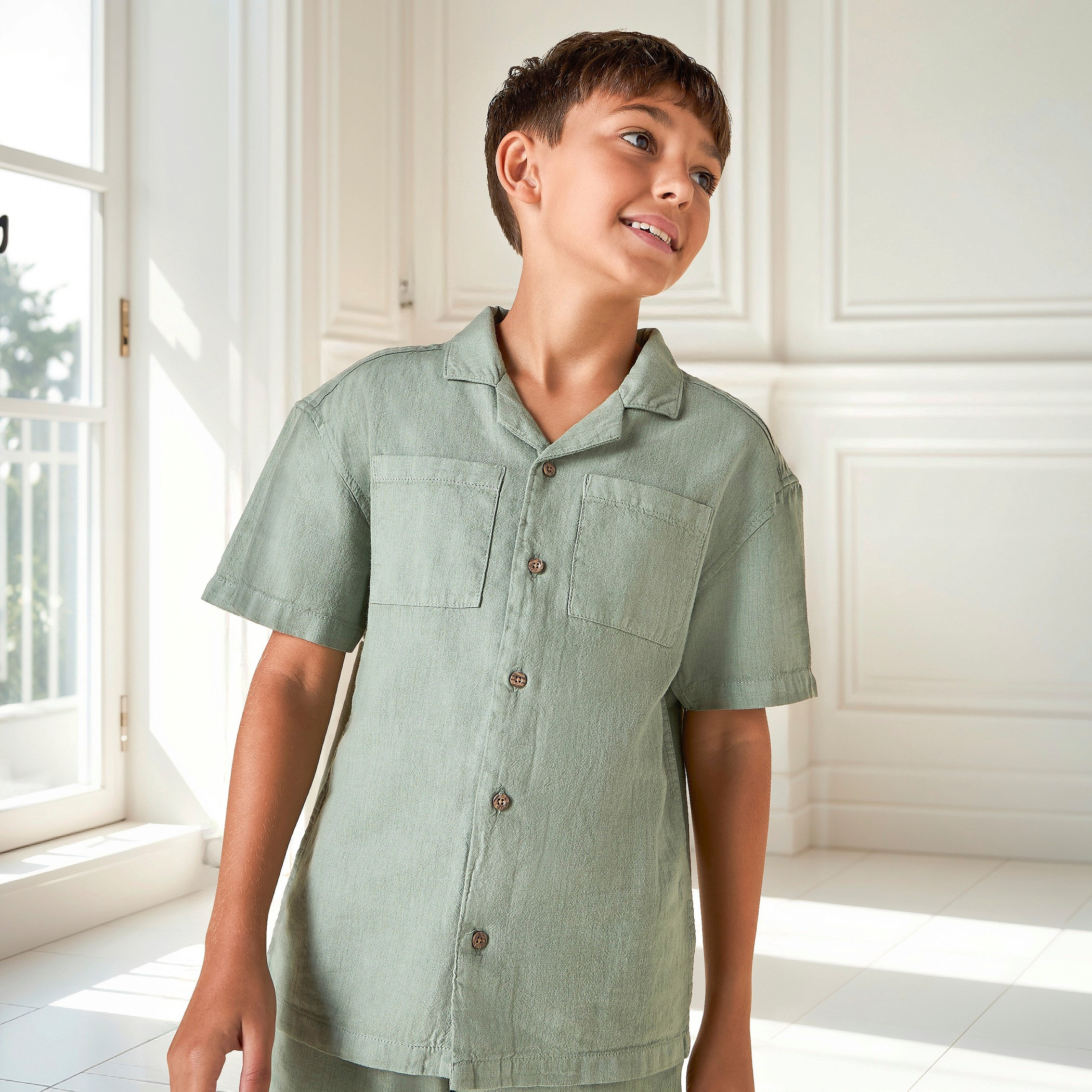 طقم شورت وقميص سادة بياقة كامب من جونيورز-boys-clothing-setsandcoords-image-2