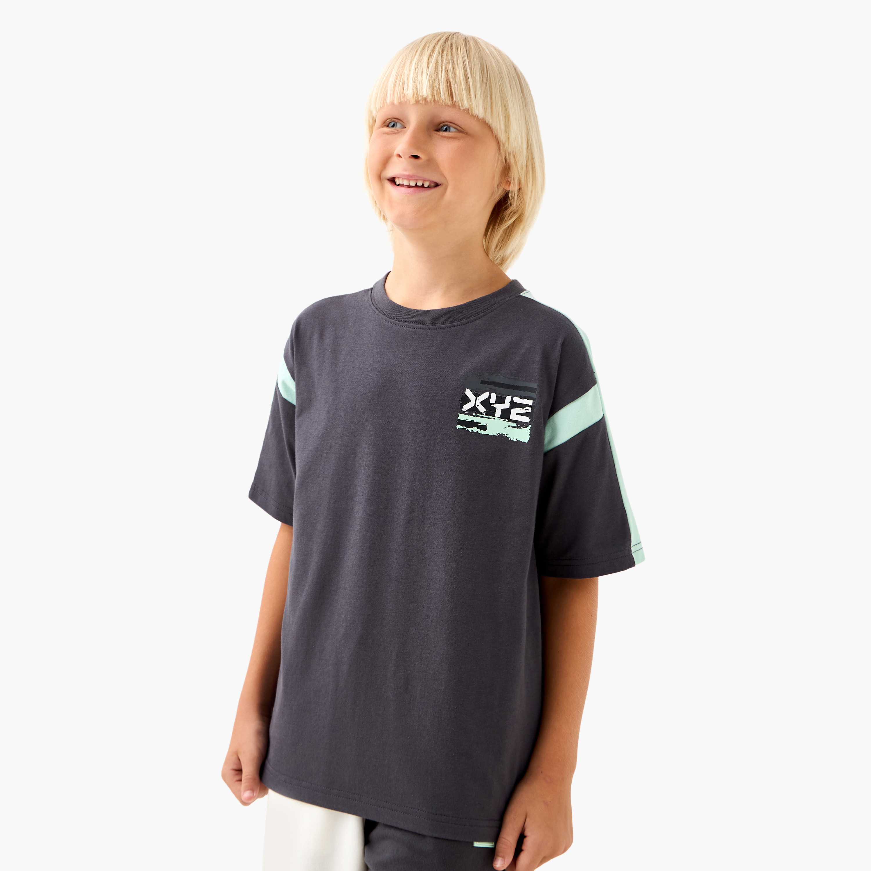 XYZ Colourblock Crew Neck T-shirt with Short Sleeves-sports-boys-clothing-tops-image-1