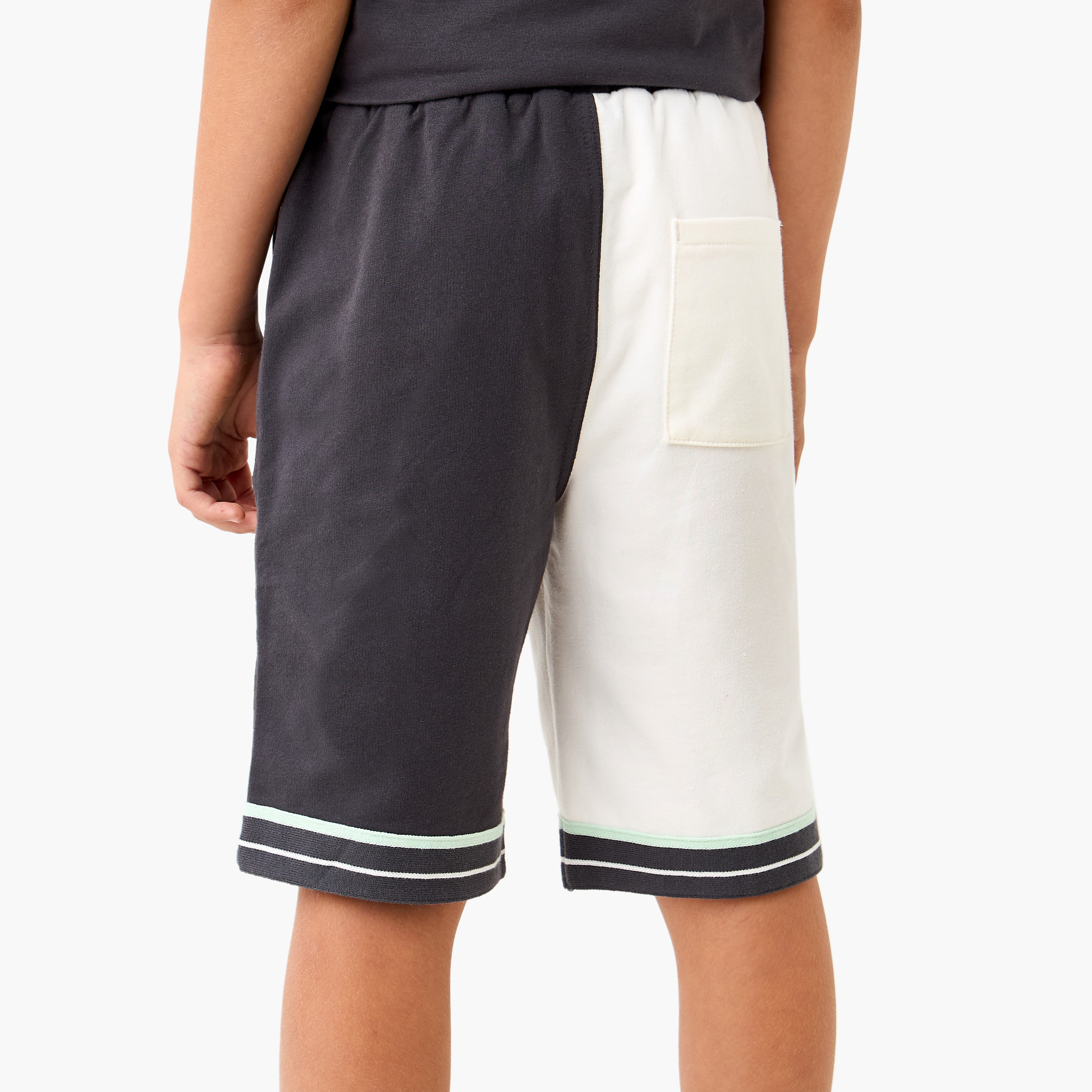 XYZ Colourblock Shorts with Drawstring Closure and Pockets-sports-boys-clothing-bottoms-shorts-image-3