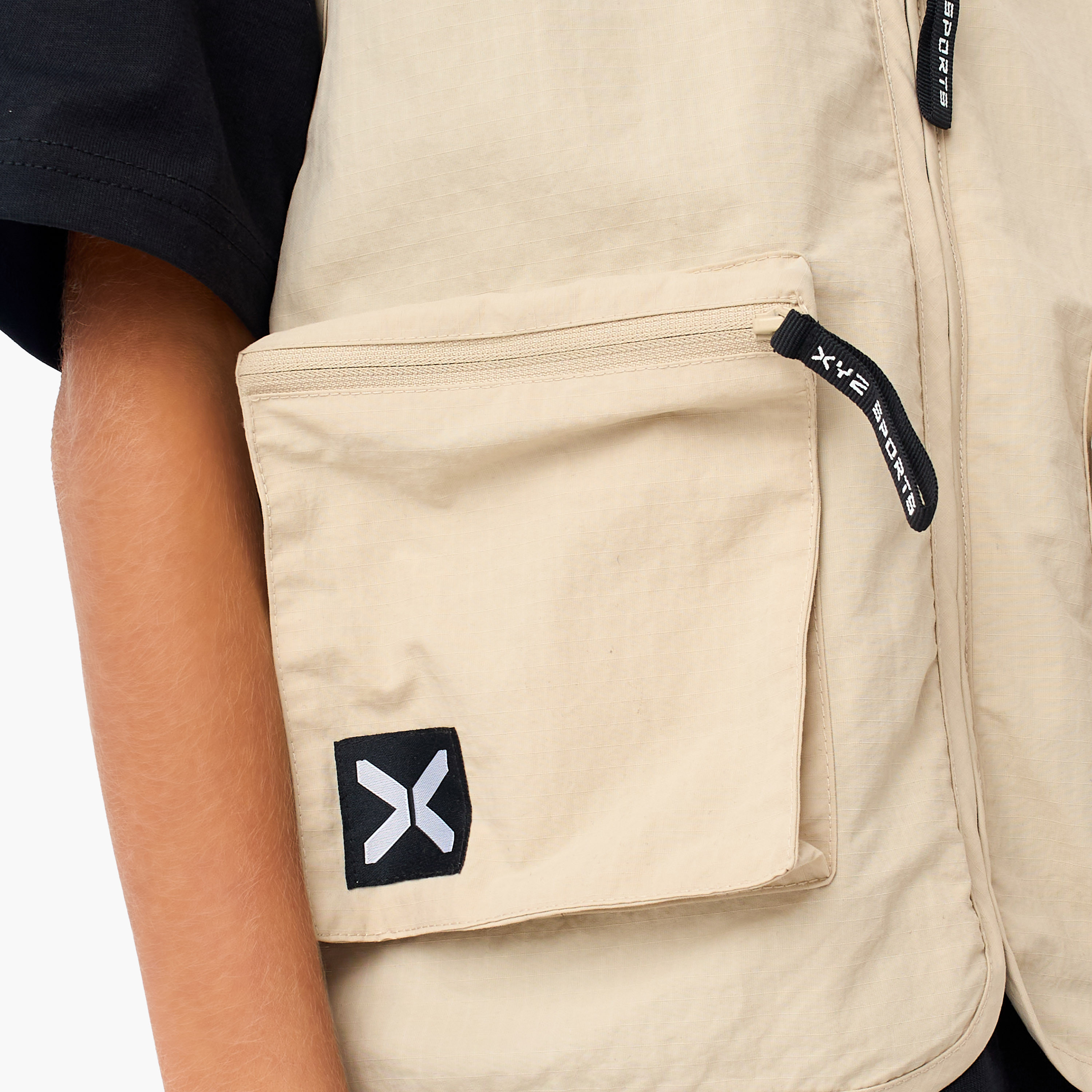 XYZ Solid Gilet with Zip Closure and Pockets-sports-boys-clothing-jackets-image-4
