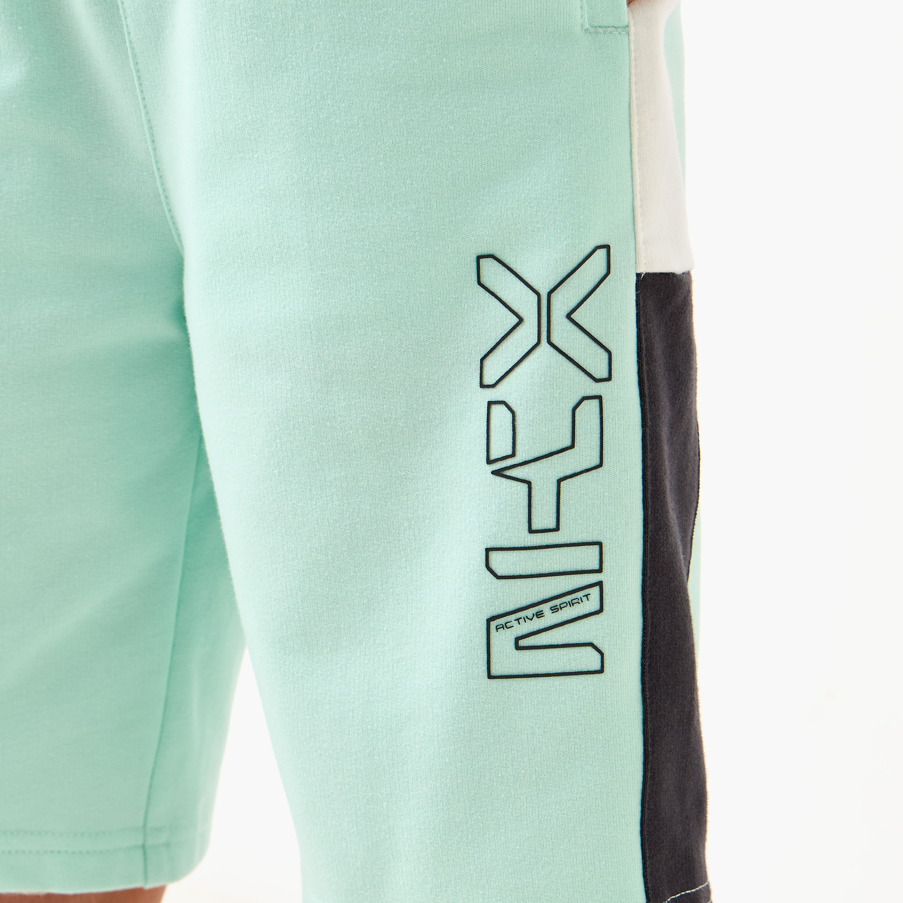 XYZ Colourblock V-Neck T-Shirt and Shorts Set-boys-clothing-sportswear-sets-image-6