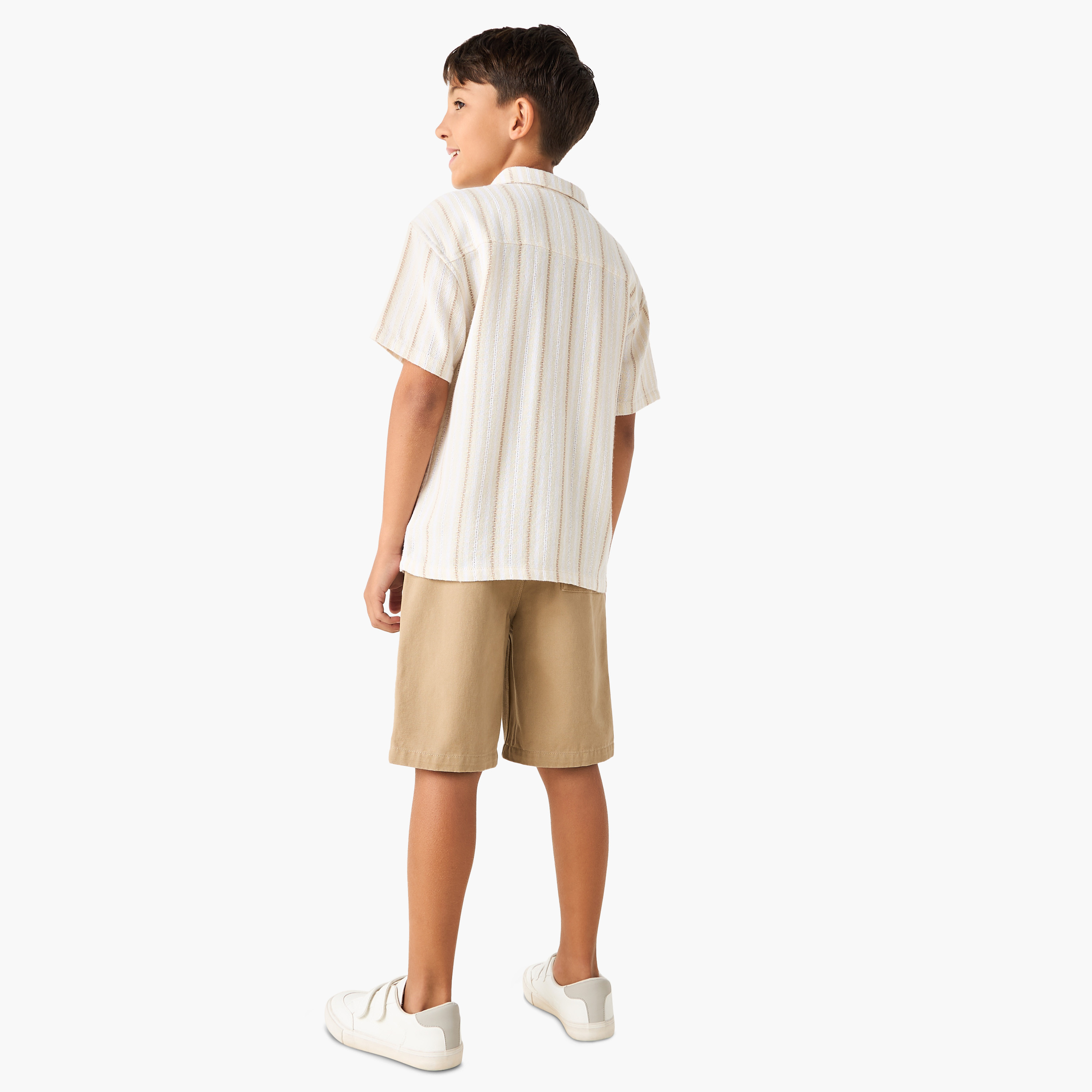 طقم شورت وقميص مخطط بياقة كامب-boys-clothing-setsandcoords-image-4