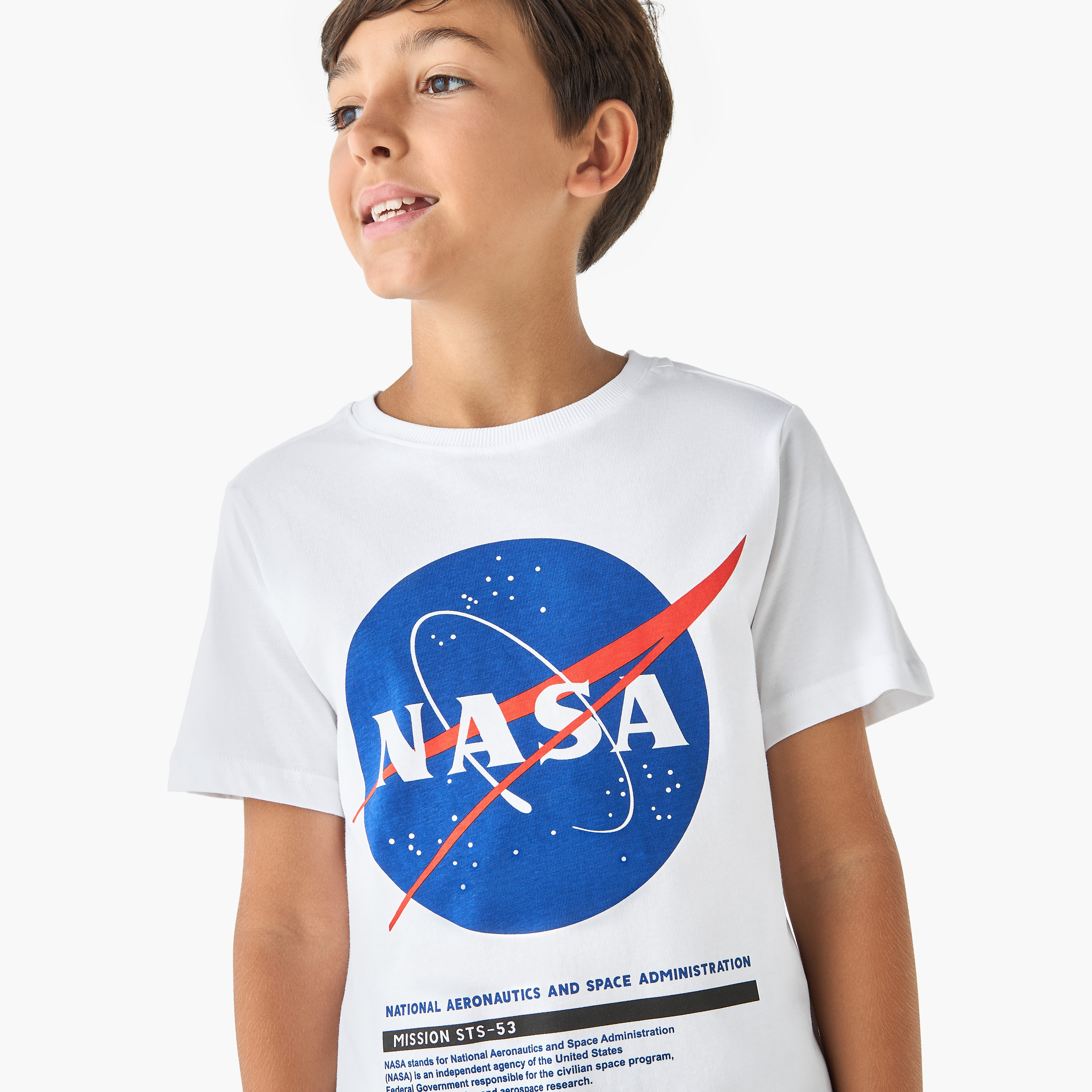 تيشيرت بياقة ضيقة وأكمام قصيرة وطبعات ناسا-boys-clothing-tshirtsandpolos-image-4