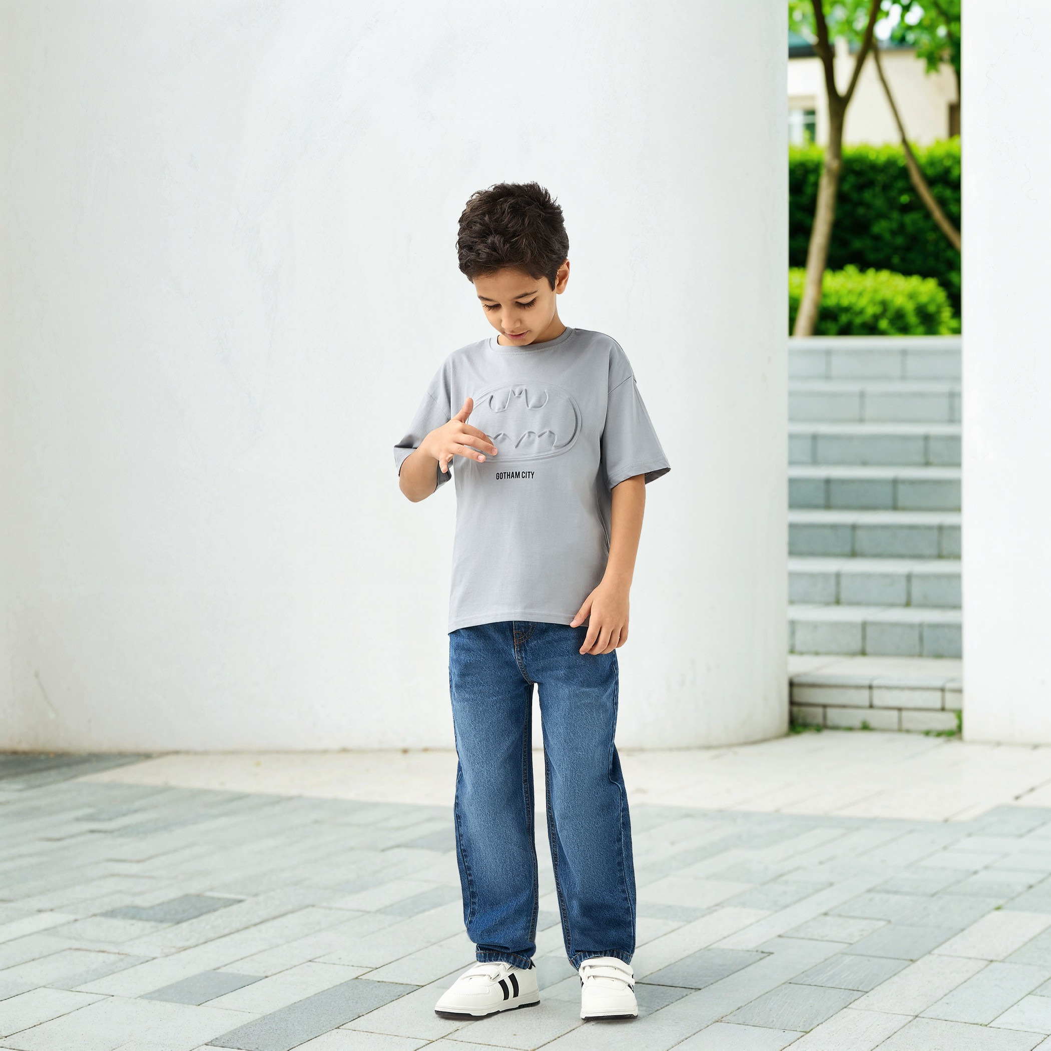 Batman Print T-shirt with Short Sleeves-boys-clothing-tshirtsandpolos-image-2