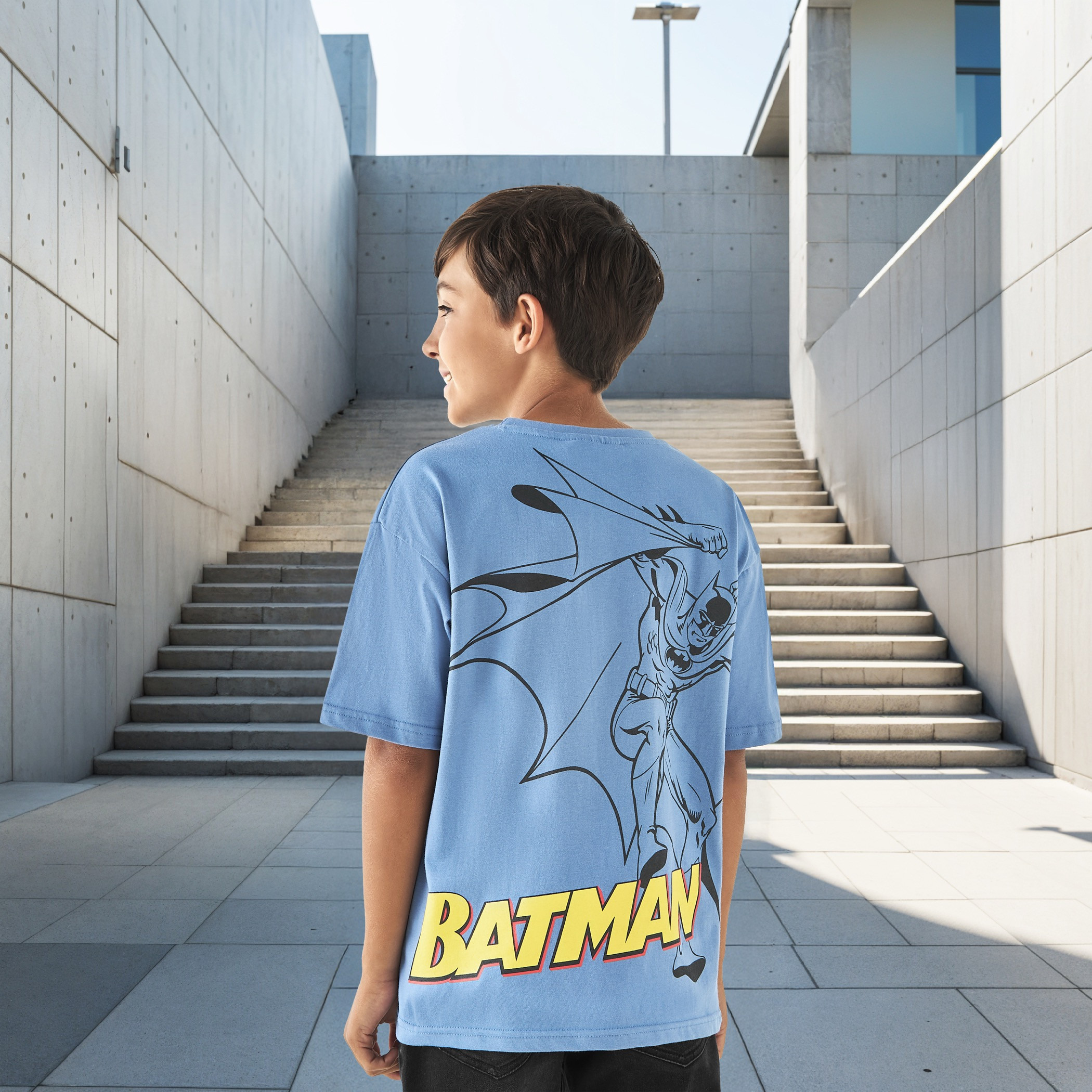 Batman Print T-shirt with Short Sleeves-boys-clothing-tshirtsandpolos-image-1
