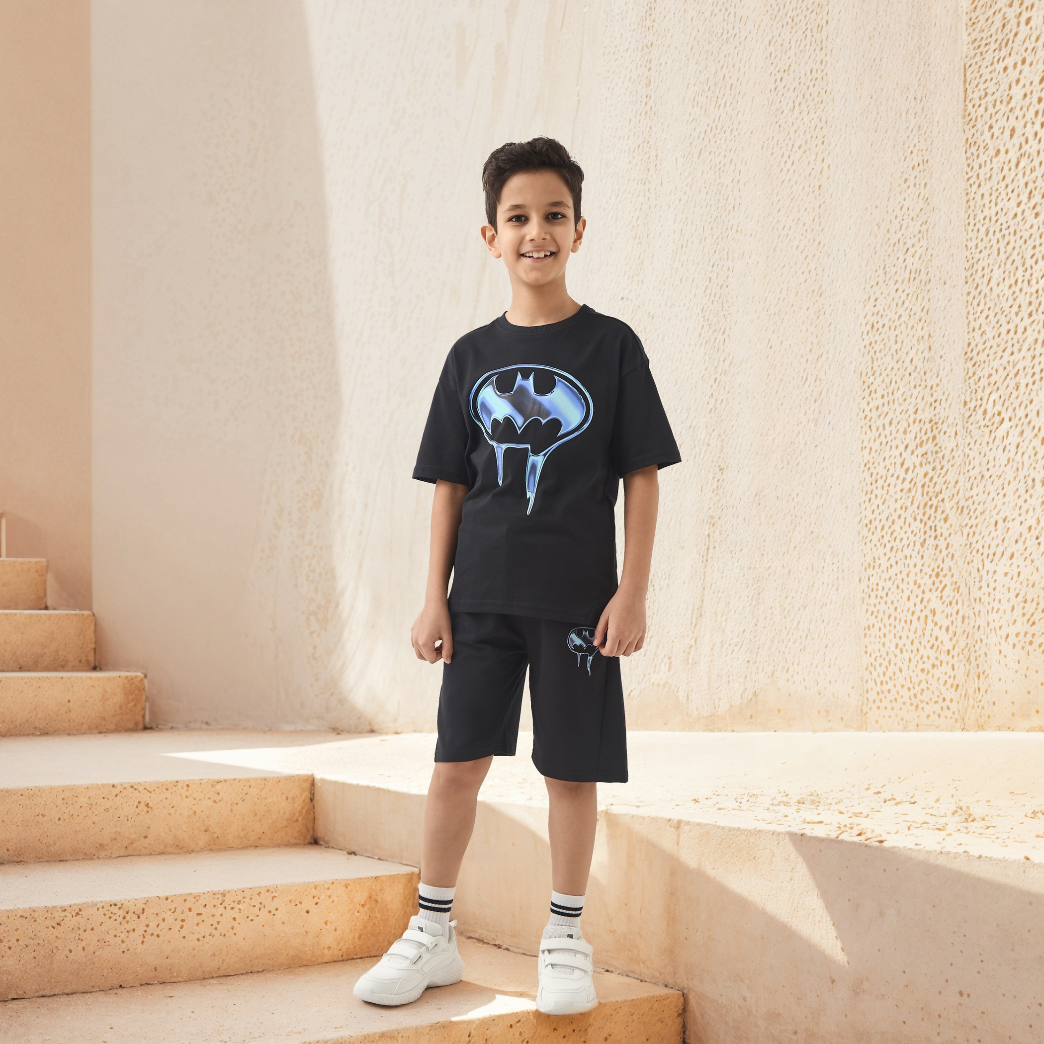 شورت برباط إغلاق وطبعات باتمان-boys-clothing-bottoms-shorts-image-2