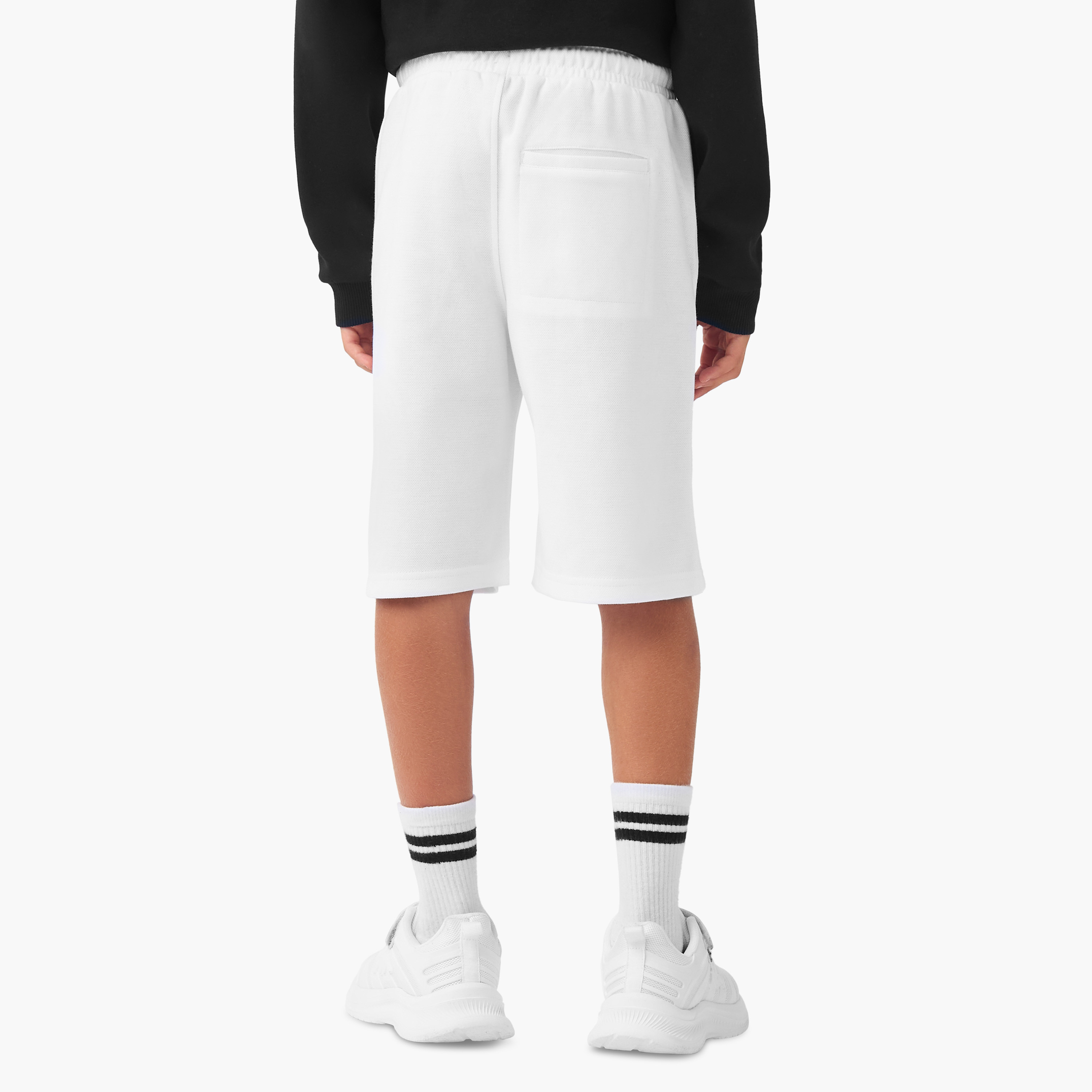 شورت برباط إغلاق وجيوب وطبعات شعار من كابا-cpkids-clothing-boys-bottoms-shorts-image-3