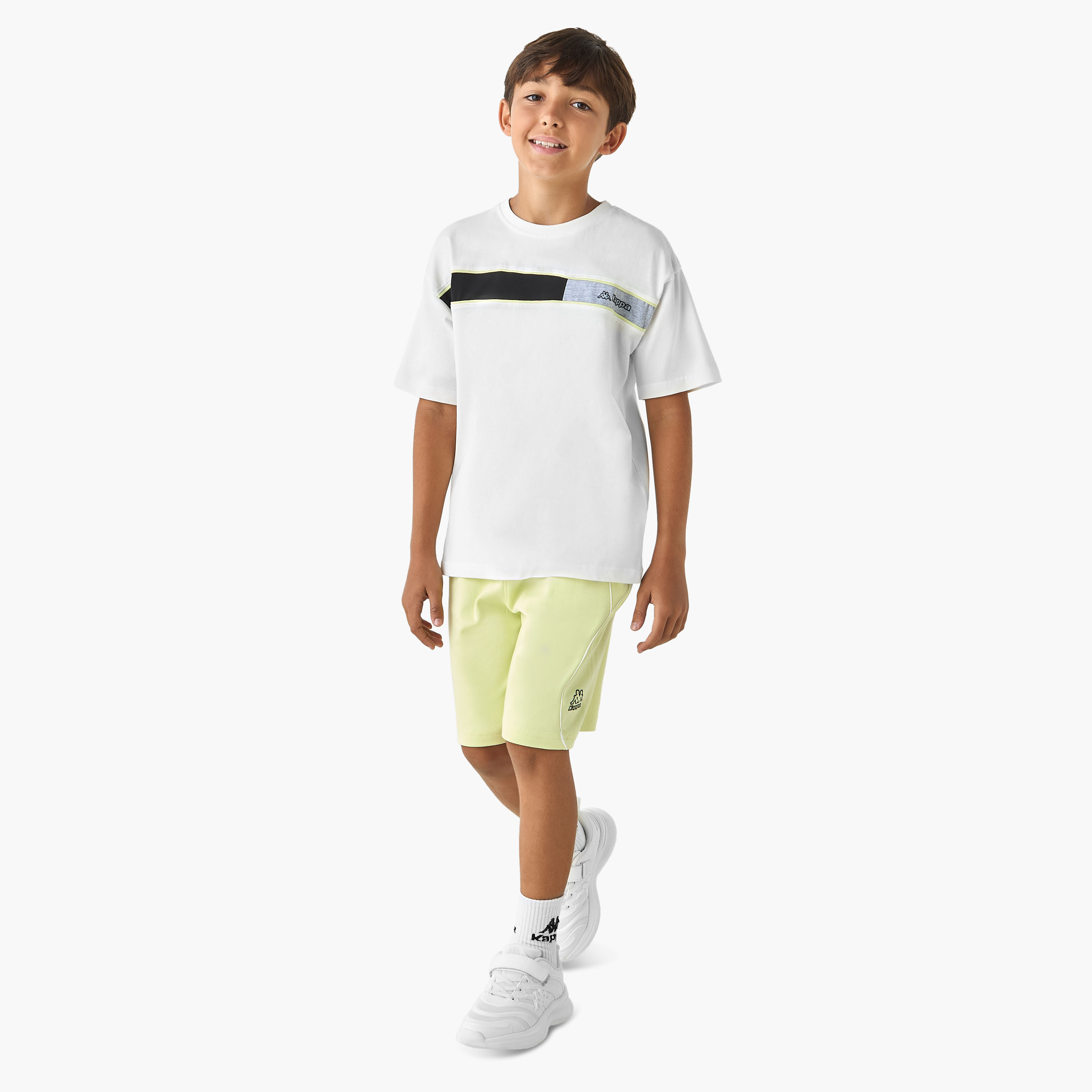 طقم تيشيرت بشعار وشورت من كابا-boys-clothing-sportswear-sets-image-1