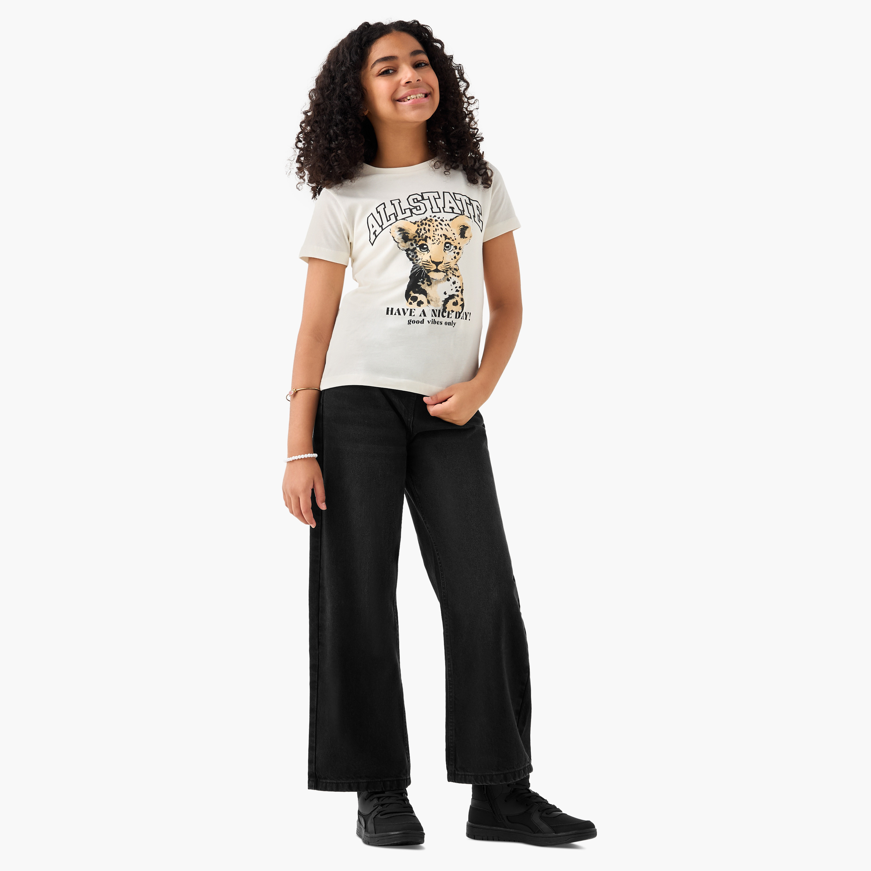 Juniors Graphic Print Crew Neck T-shirt with Short Sleeves-girls-clothing-tshirts-image-2