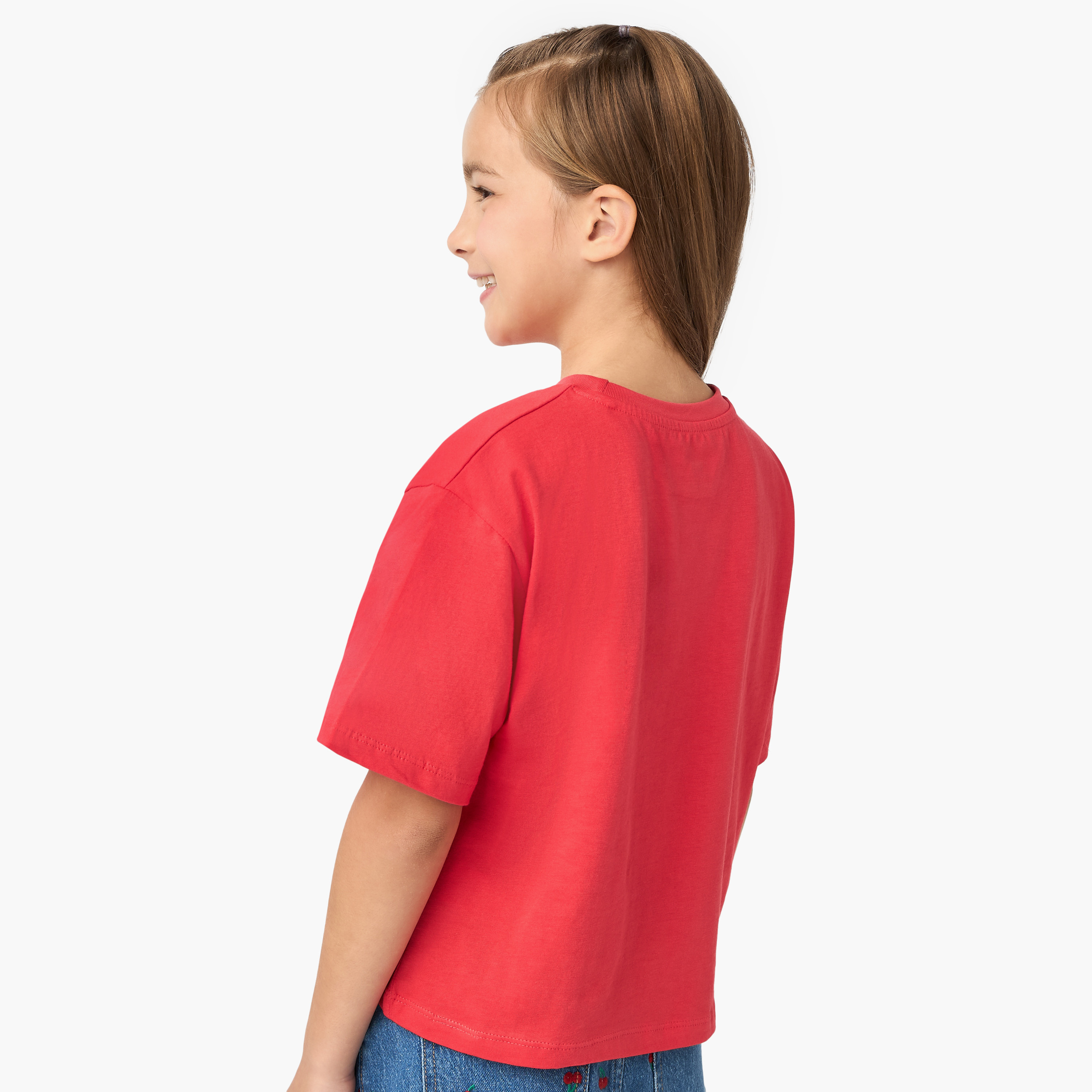 تيشيرت جونيورز بياقة دائرية مزين بترتر على شكل قلب-girls-clothing-tshirts-image-3