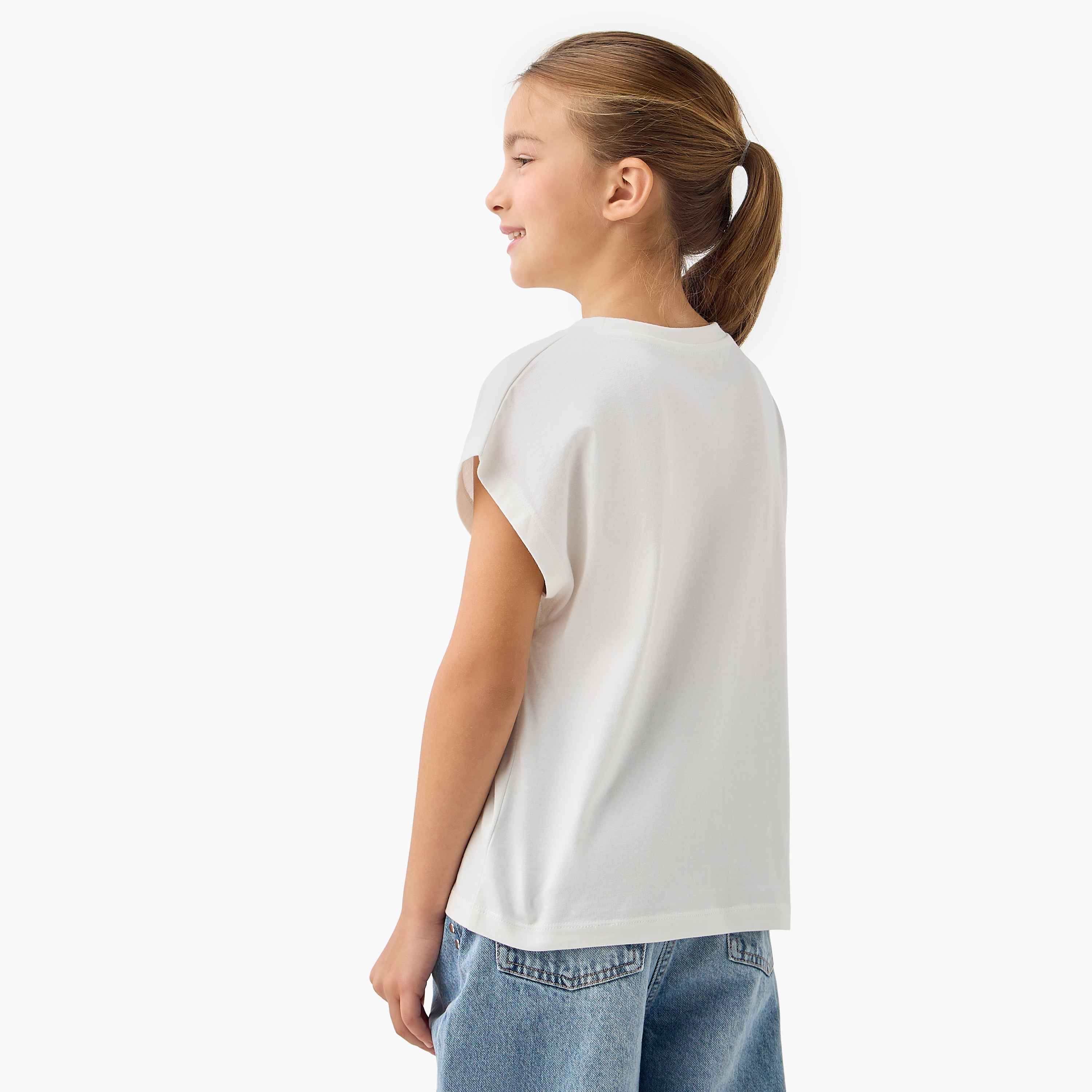 تيشيرت بياقة ضيقة وأكمام قصيرة وطبعات جرافيك من جونيورز-girls-clothing-tshirts-image-1