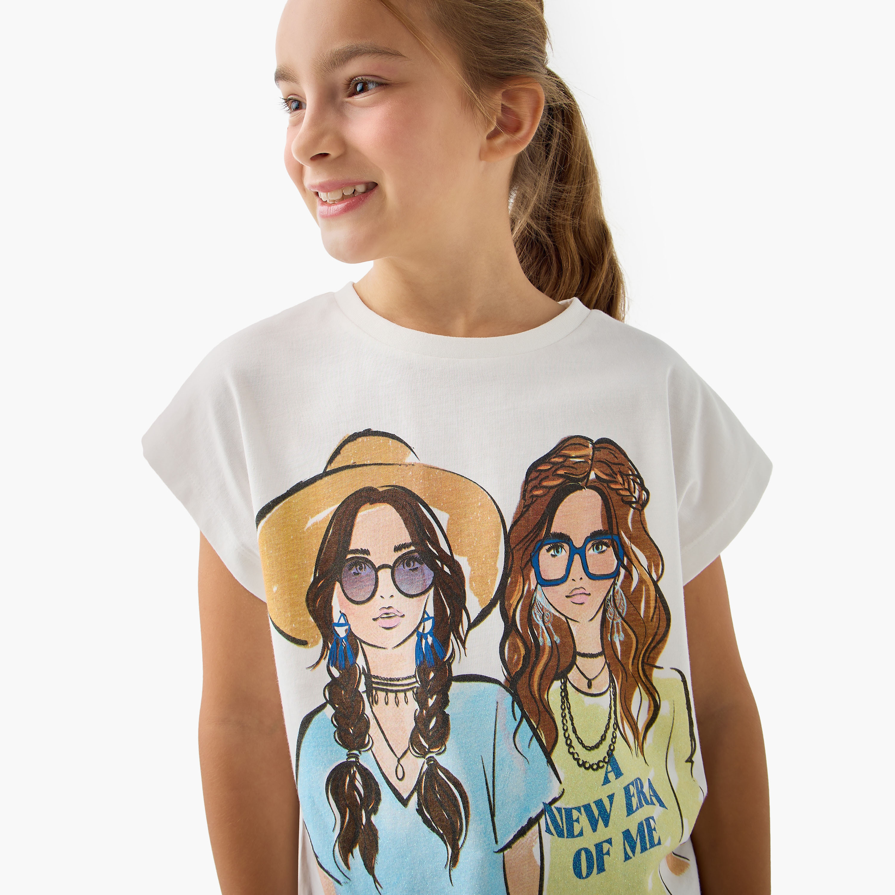 تيشيرت بياقة ضيقة وأكمام قصيرة وطبعات جرافيك من جونيورز-girls-clothing-tshirts-image-5