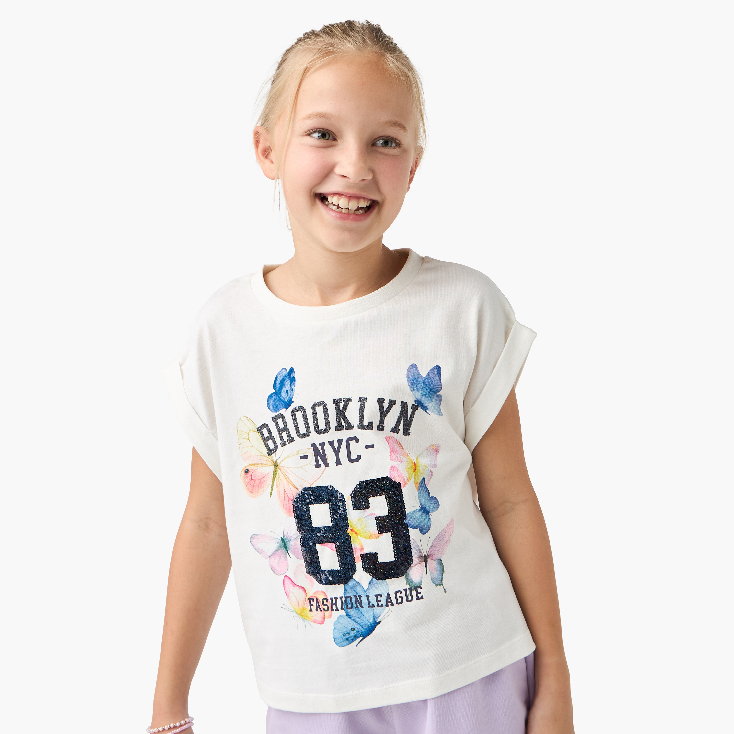 Juniors Graphic Print Crew Neck T-shirt with Extended Sleeves-girls-clothing-tshirts-image-1