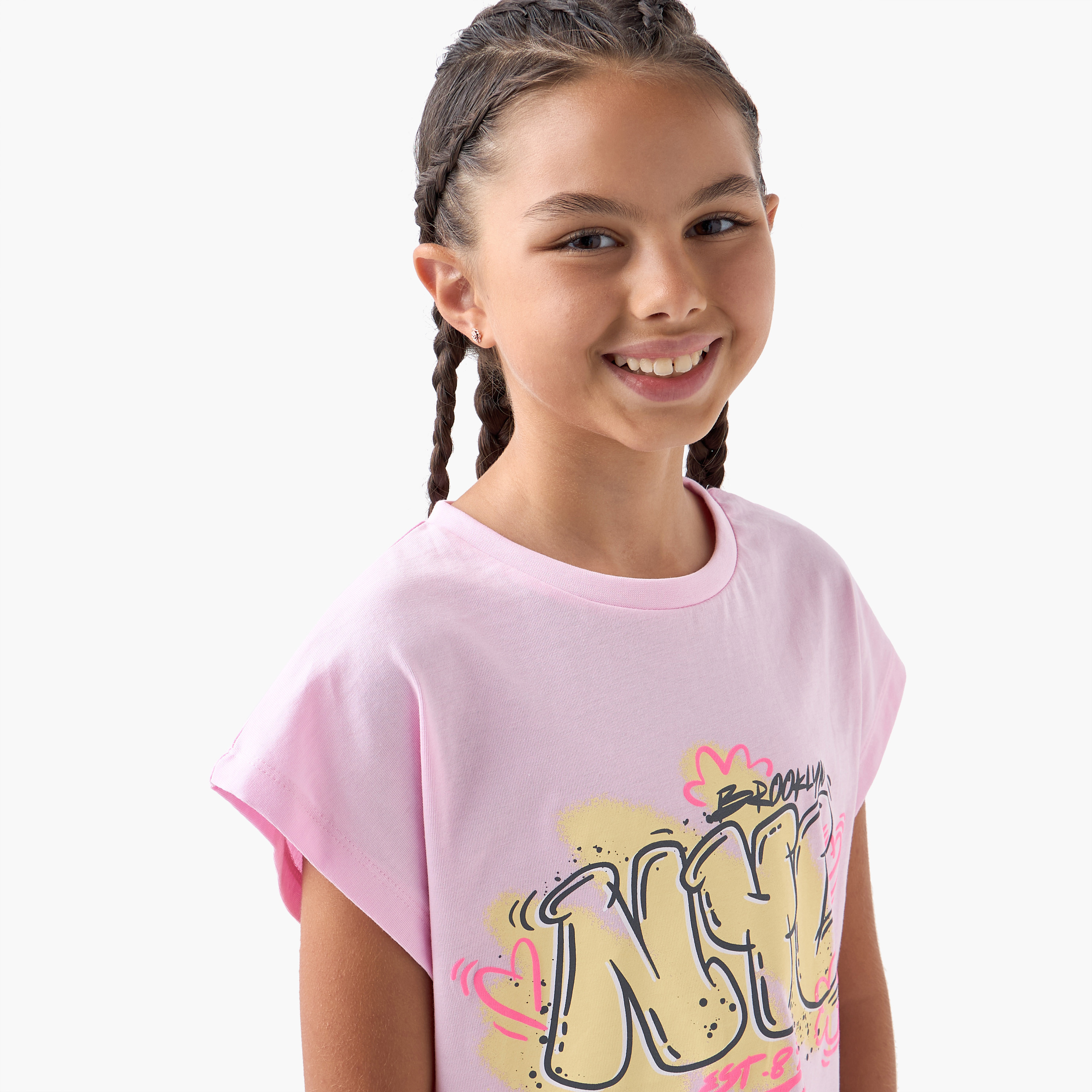 Juniors Graphic Print T-shirt with Extended Sleeves-girls-clothing-tshirts-image-4
