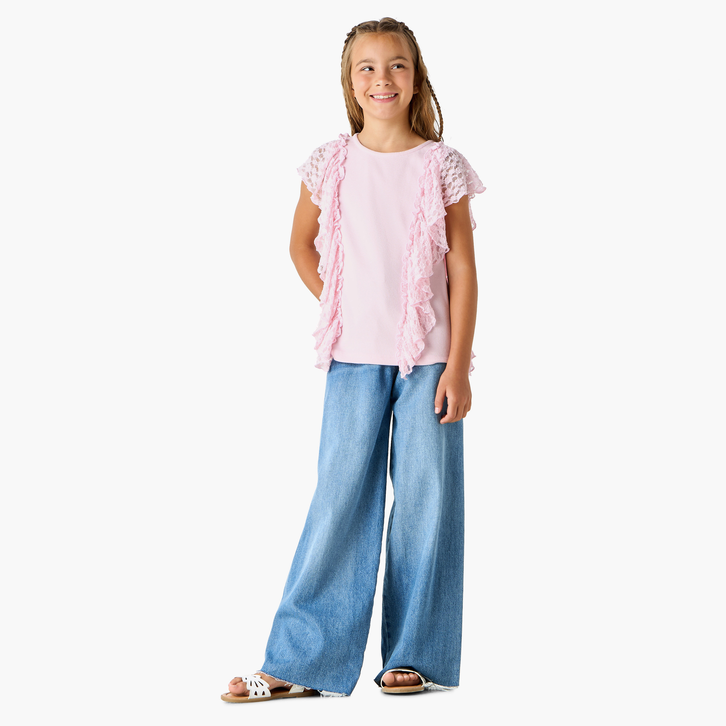 تيشيرت بياقة مستديرة مع تقليمات دانتيل من جونيورز-girls-clothing-blousesandshirts-image-4