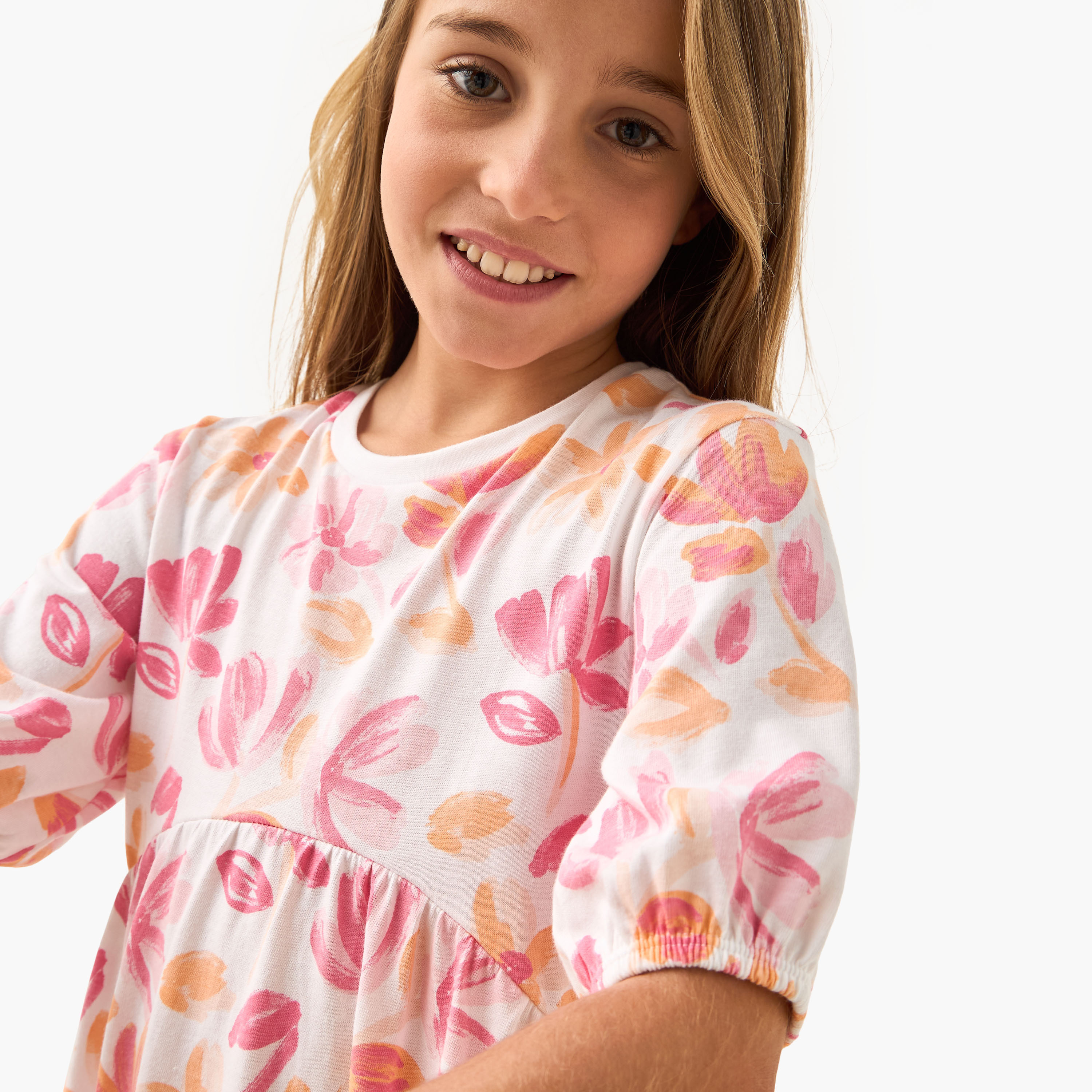 فستان متعدد الطبقات وطبعات زهور وأكمام قصيرة من جونيورز-girls-clothing-dressesandjumpsuits-image-4