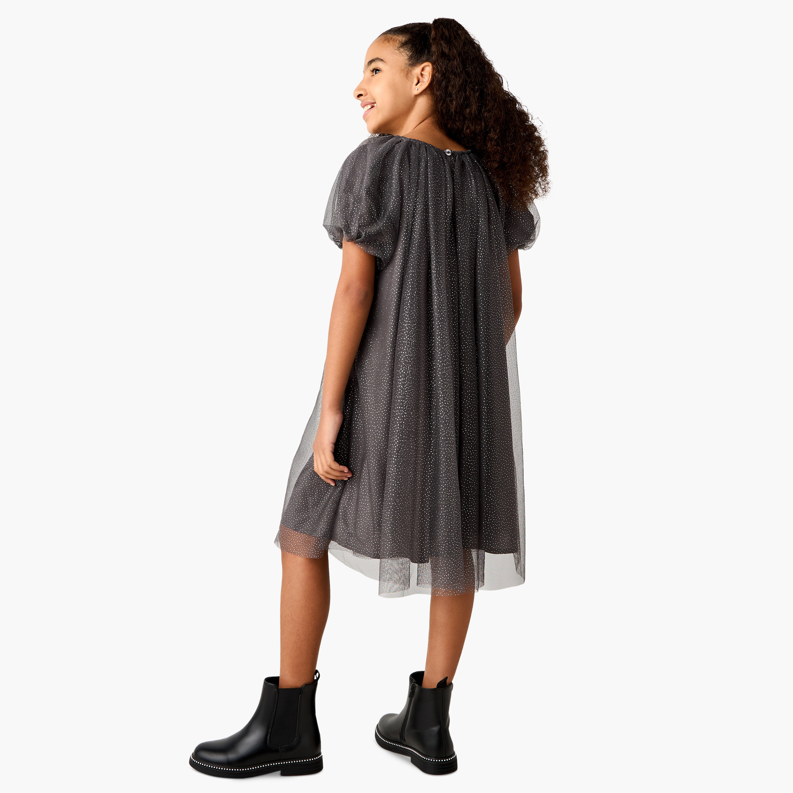 فستان إيه لاين مزين بياقة مستديرة وأكمام قصيرة من جونيورز-girls-clothing-dressesandjumpsuits-image-3