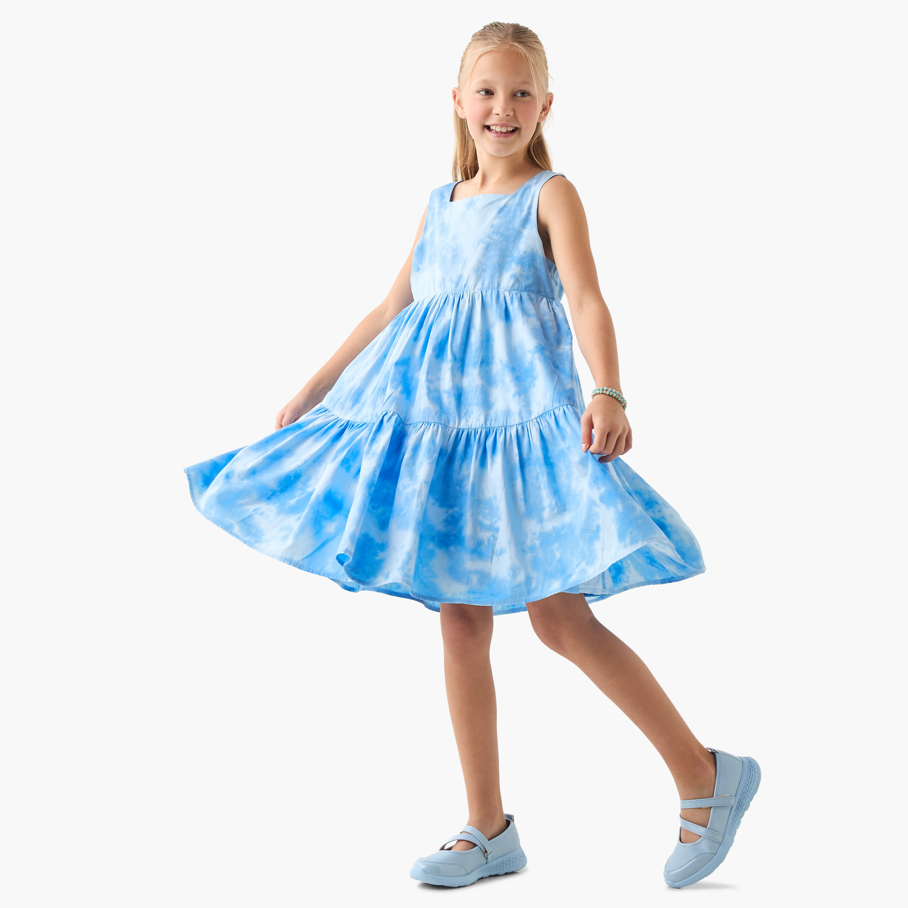 Juniors Tie-Dye Sleeveless Tiered Dress with Button Closure and Cut-Out Detail-girls-clothing-dressesandjumpsuits-image-1