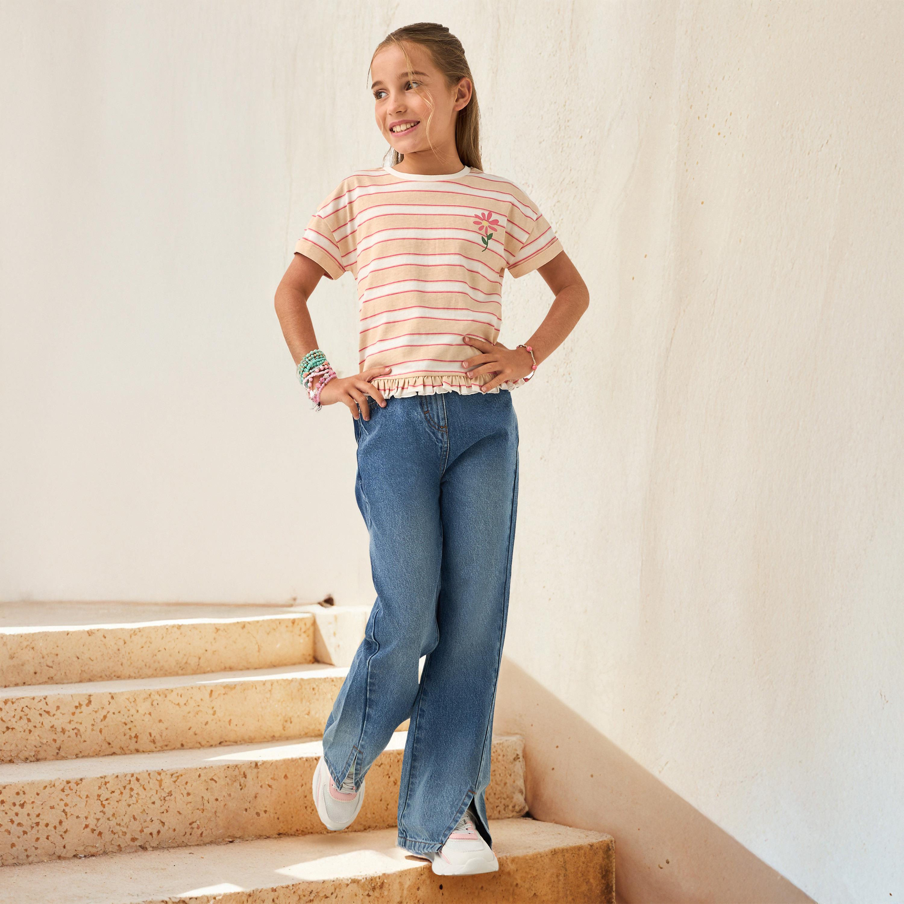 بنطلون جينز سادة واسع الساقين وفتحات وأزرار إغلاق من جونيورز-girls-clothing-bottoms-jeansandjeggings-image-2