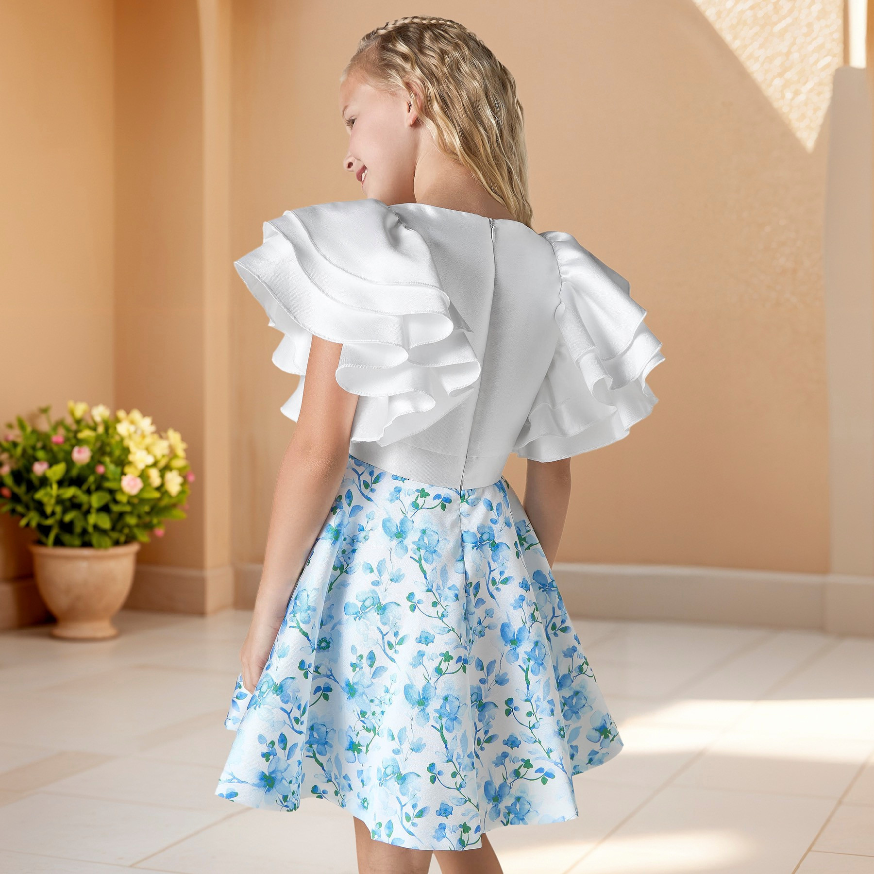 فستان بأكمام بكشكش وطبعات زهور من جونيورز-girls-clothing-dressesandjumpsuits-image-3