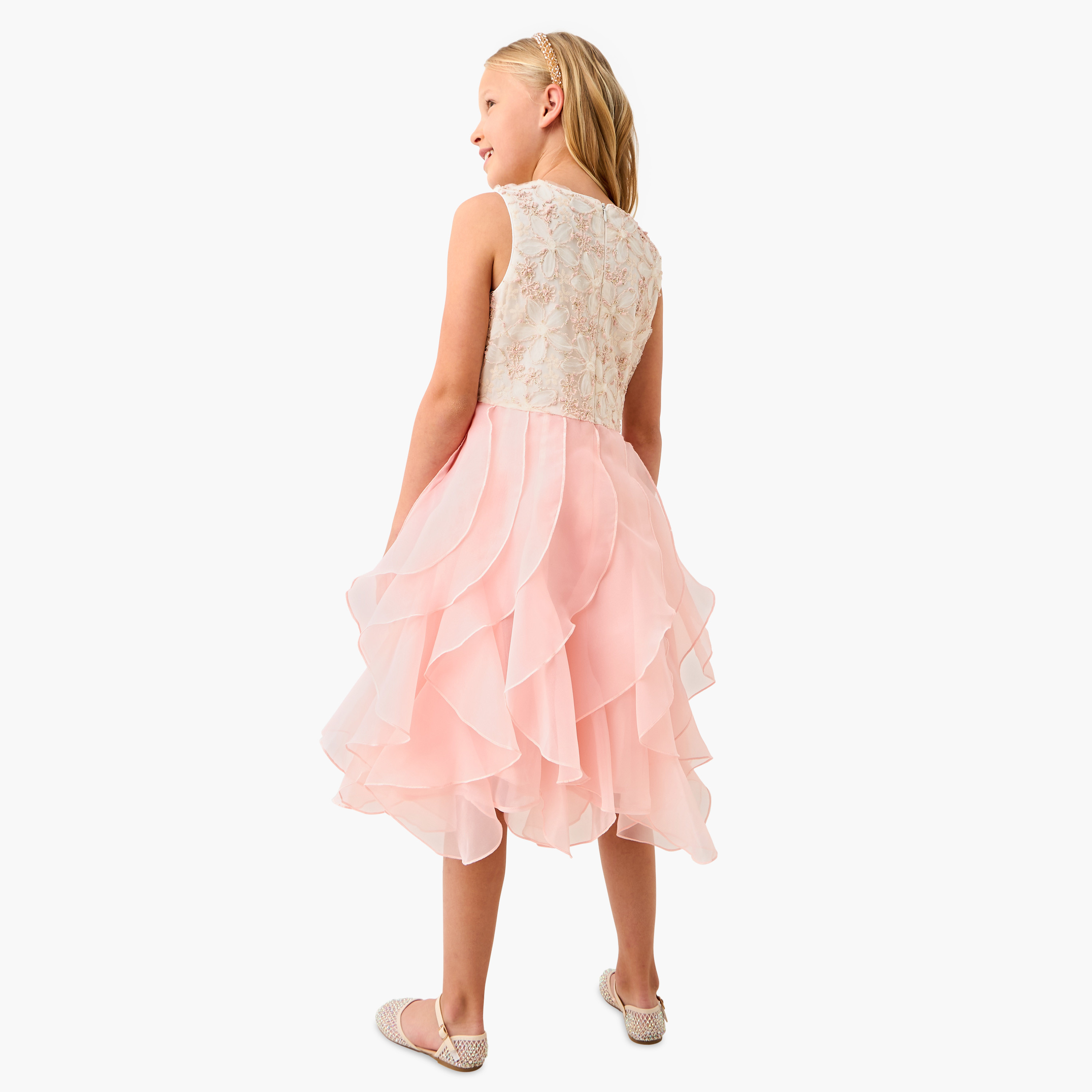 فستان بدون أكمام مزين بتفاصيل كشكش من جونيورز-girls-clothing-dressesandjumpsuits-image-3
