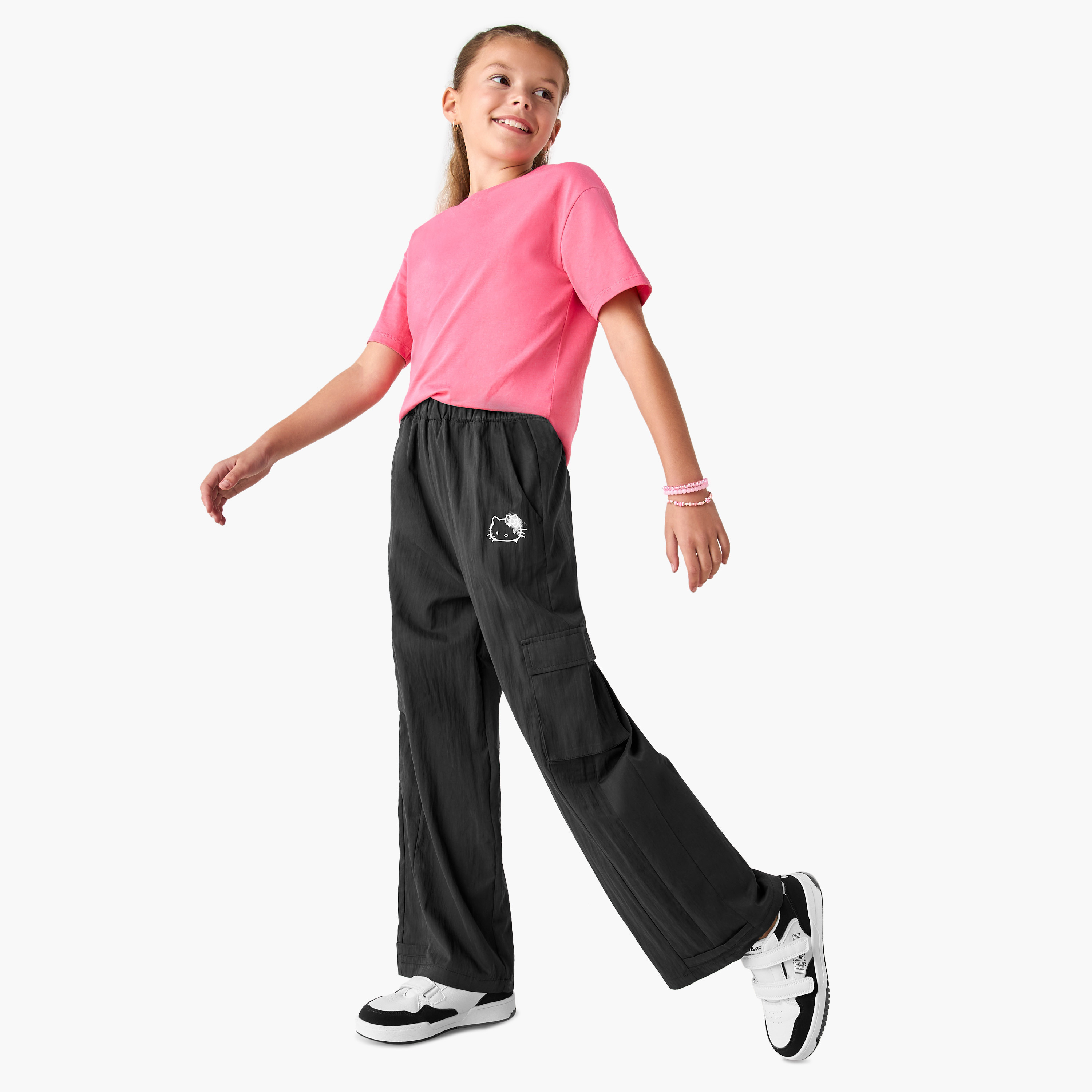 بنطلون كارجو بخصر مطاطي وزخارف هالو كيتي من سانريو-girls-clothing-bottoms-trousers-image-2