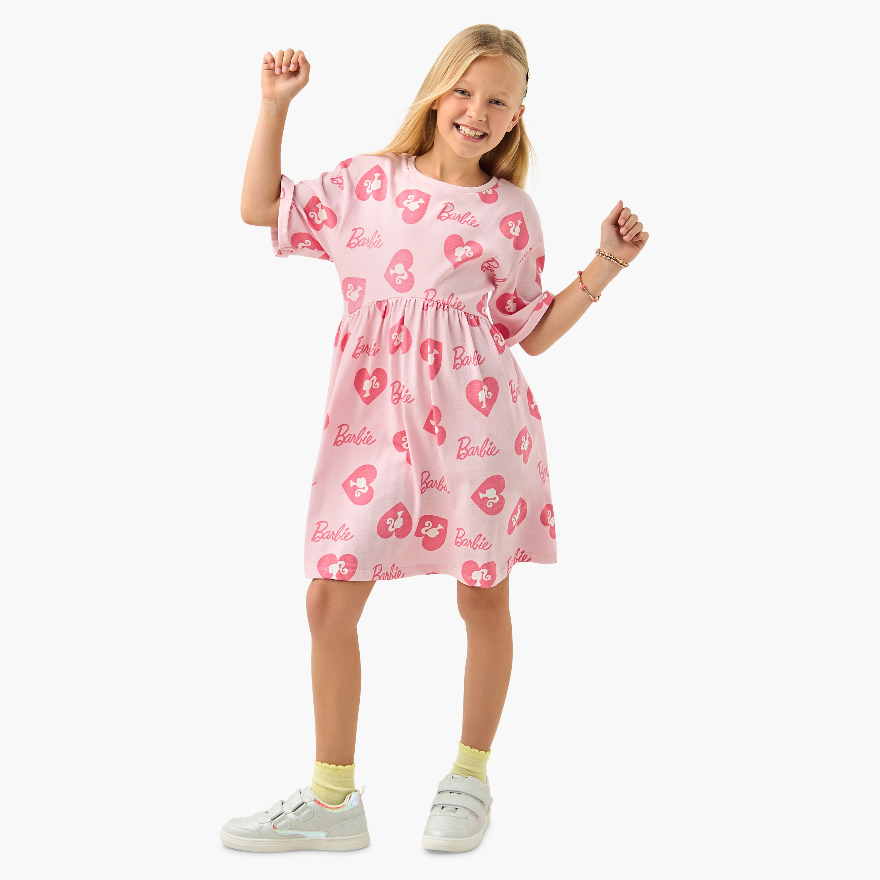 فستان بياقة دائرية وأكمام قصيرة وطبعات باربي من ديزني-girls-clothing-dressesandjumpsuits-image-2