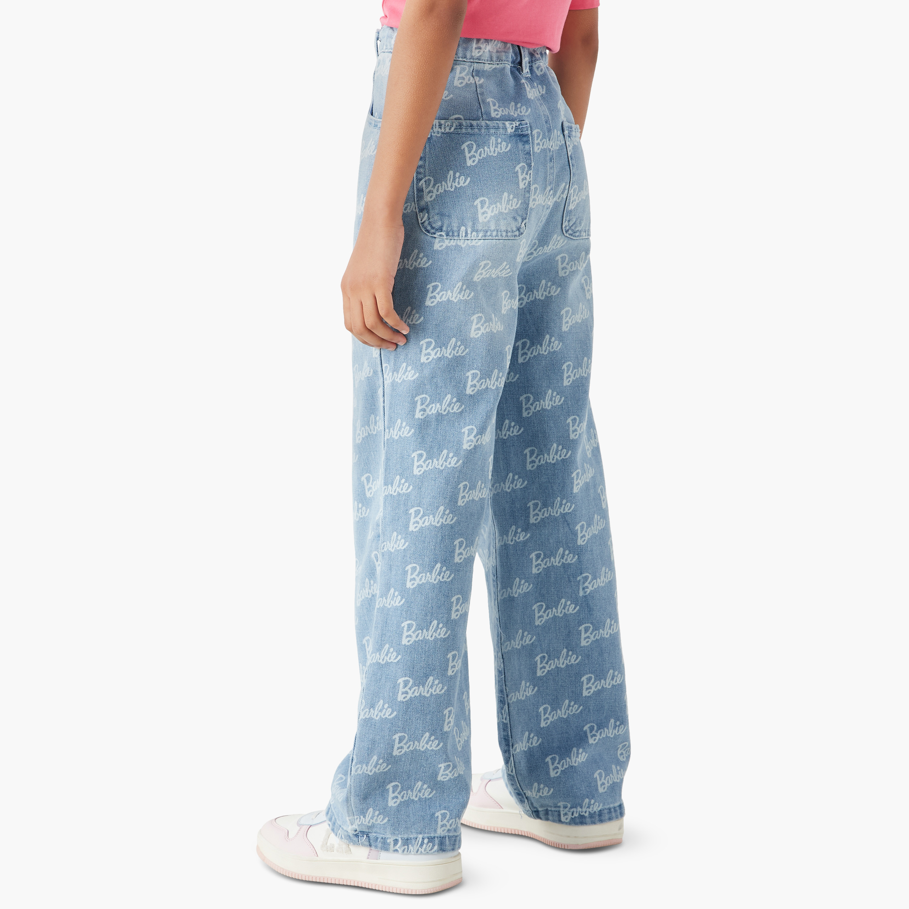 بنطلون جينز واسع بطبعات باربي وجيوب-girls-clothing-bottoms-jeansandjeggings-image-3