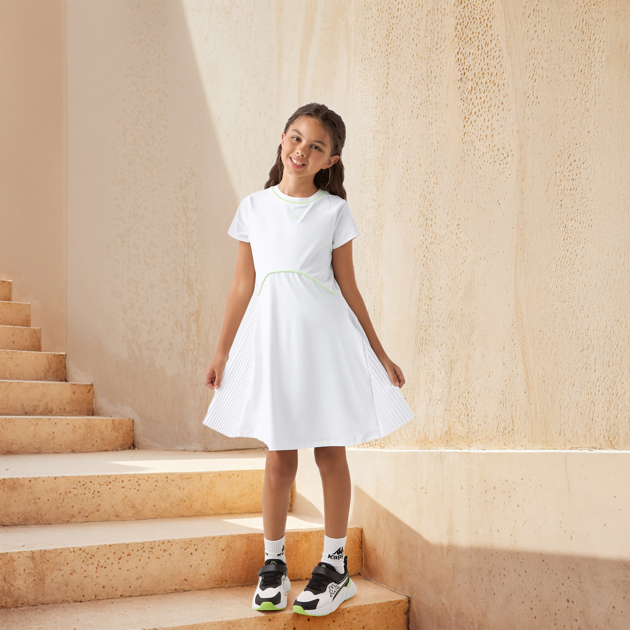 فستان إيه لاين بتفاصيل شعار وياقة مستديرة وأكمام قصيرة من كابا-girls-clothing-dressesandjumpsuits-image-1
