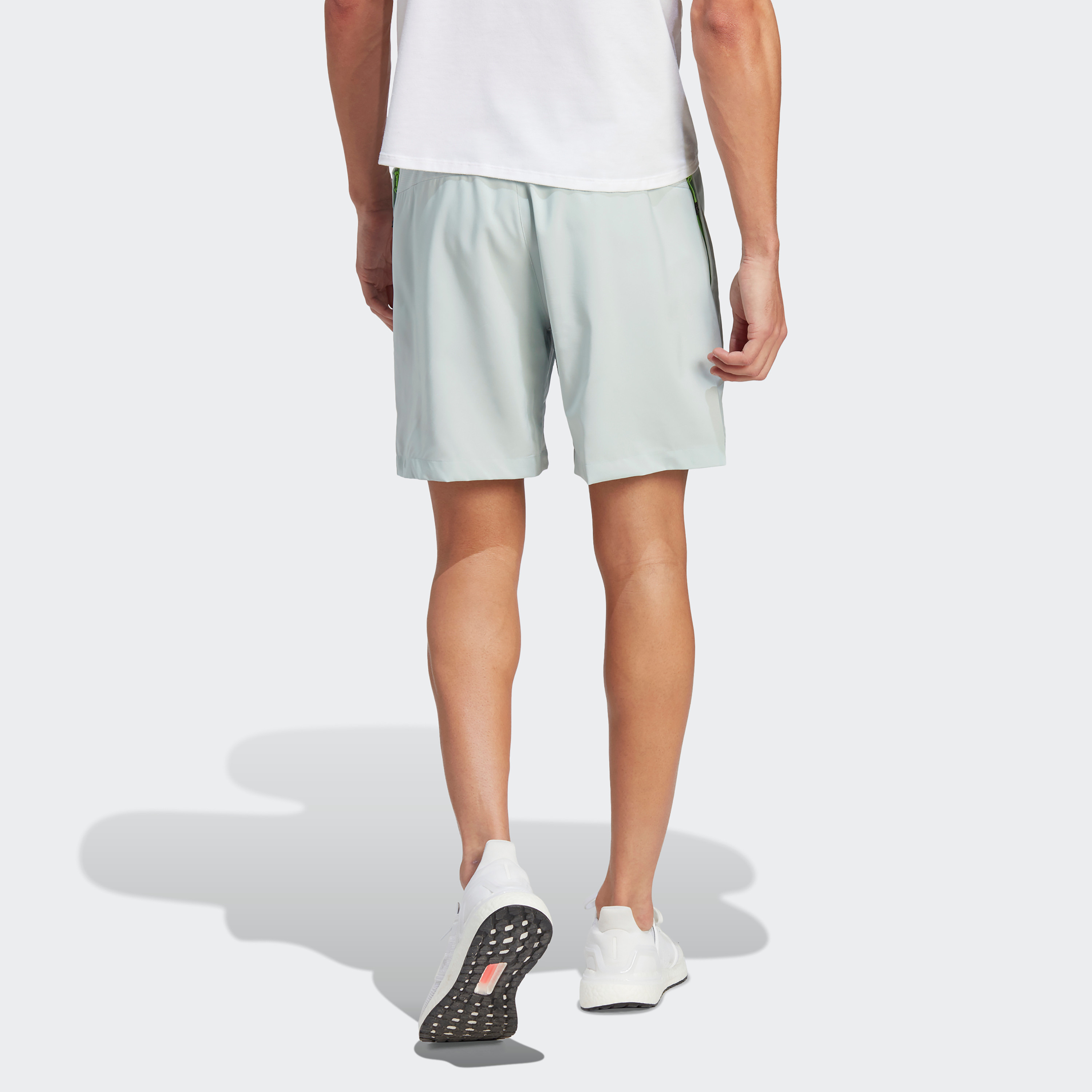 شورت للتدريب أتش اي اي تي للرجال من اديداس | او اي-men-clothing-bottoms-shorts-image-4