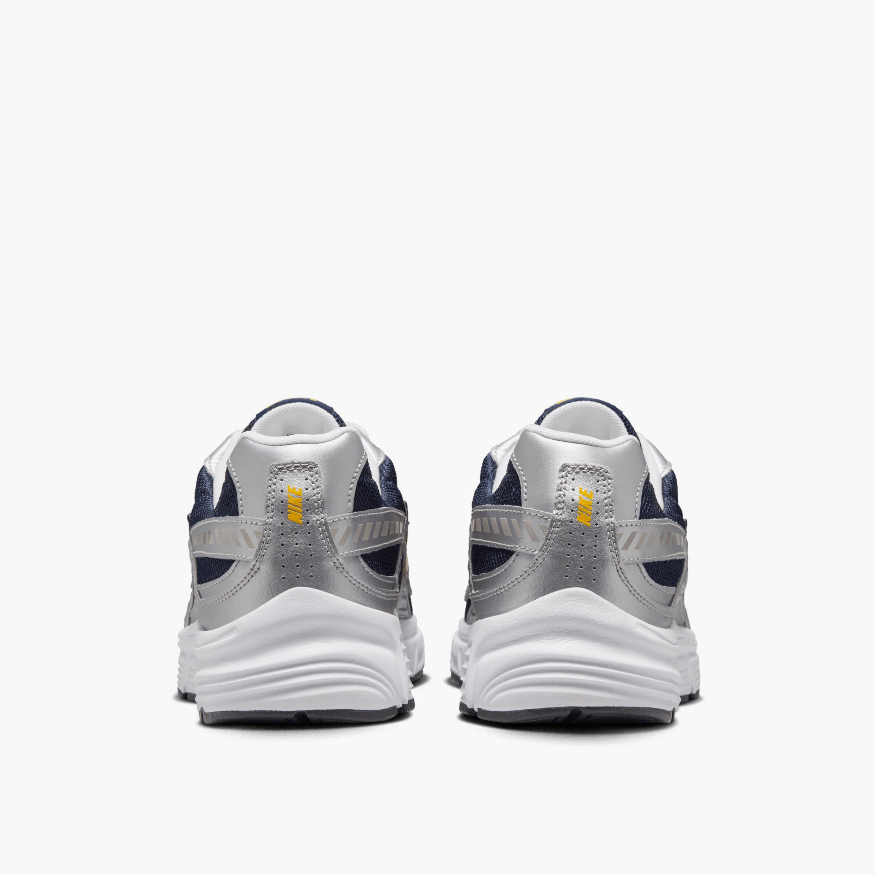 Nike Men INITIATOR TRK3 FWCO Lace-Up Sports Shoes-men-shoes-sneakers-image-4