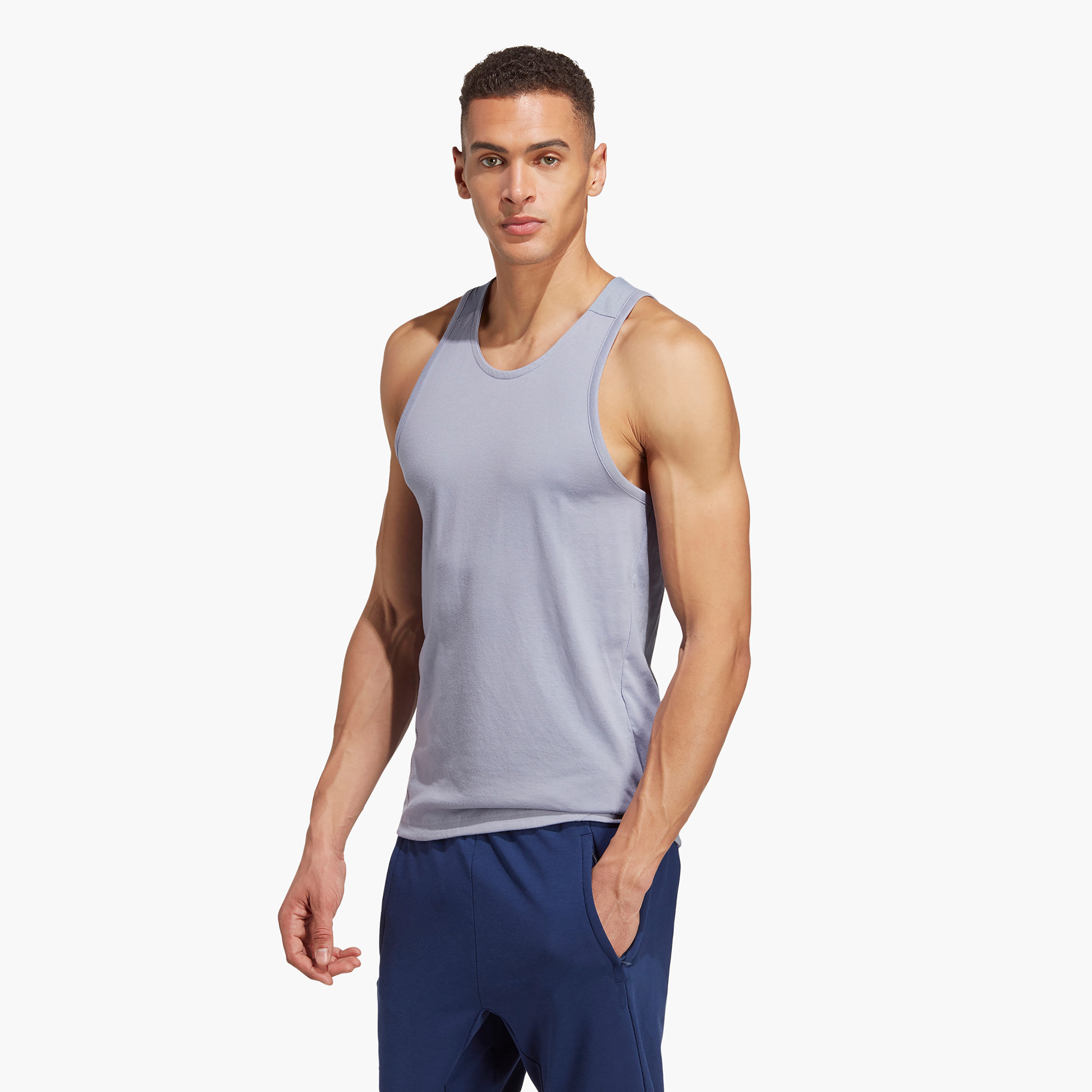  قميص بدون اكمام للرجال لليوغا من اديداس-men-clothing-tshirtsandpolos-vests-image-2