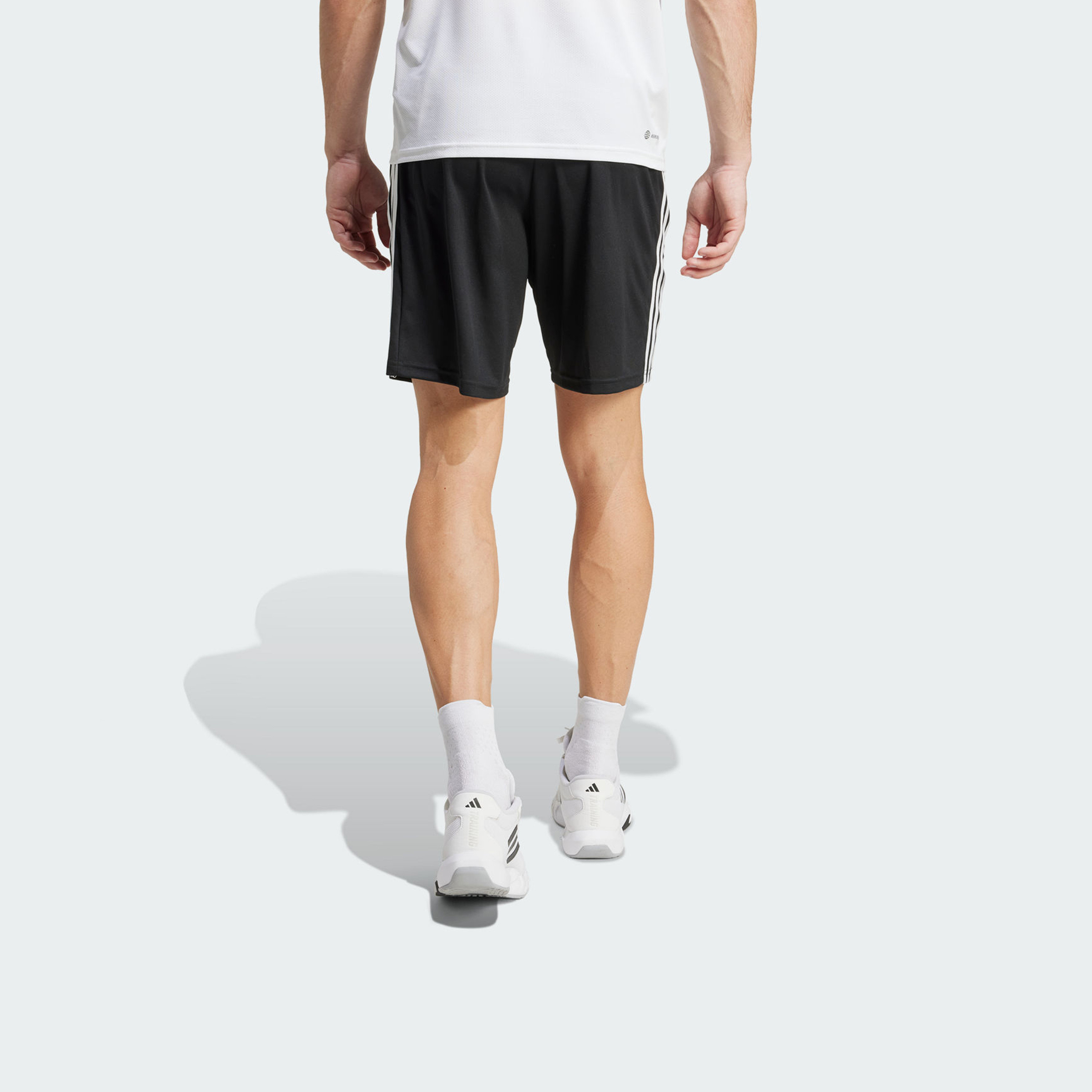 أديداس من أساسيات التدريب الرجالي بيكيه 3-Stripes IB8243 | OE-men-clothing-bottoms-shorts-image-3