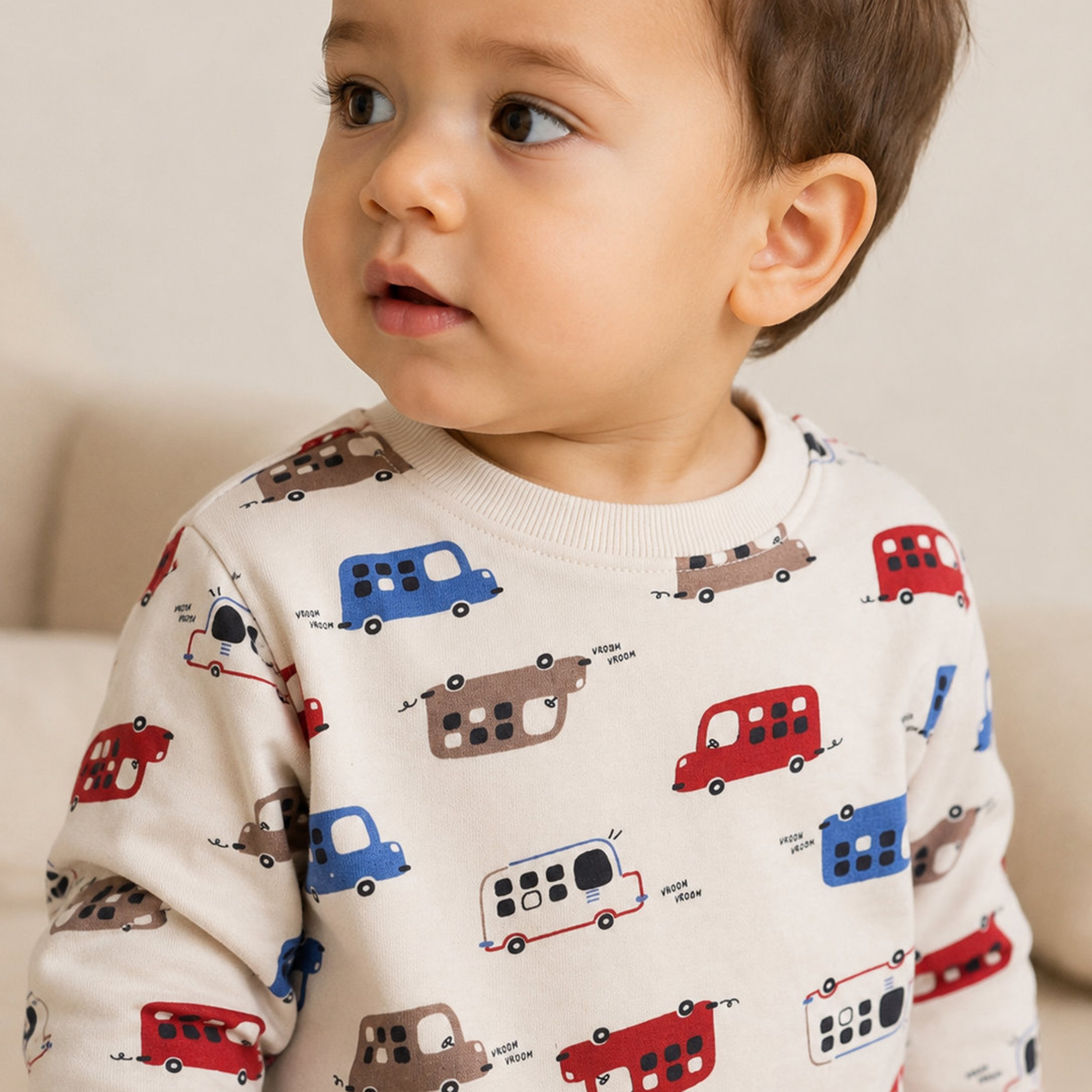 طقم قطعتين سويت شيرت وبنطال رياضي (جوغر) بطبعة كاملة من فيكتور أند جين-baby-boys-clothing-setsandcoords-image-6