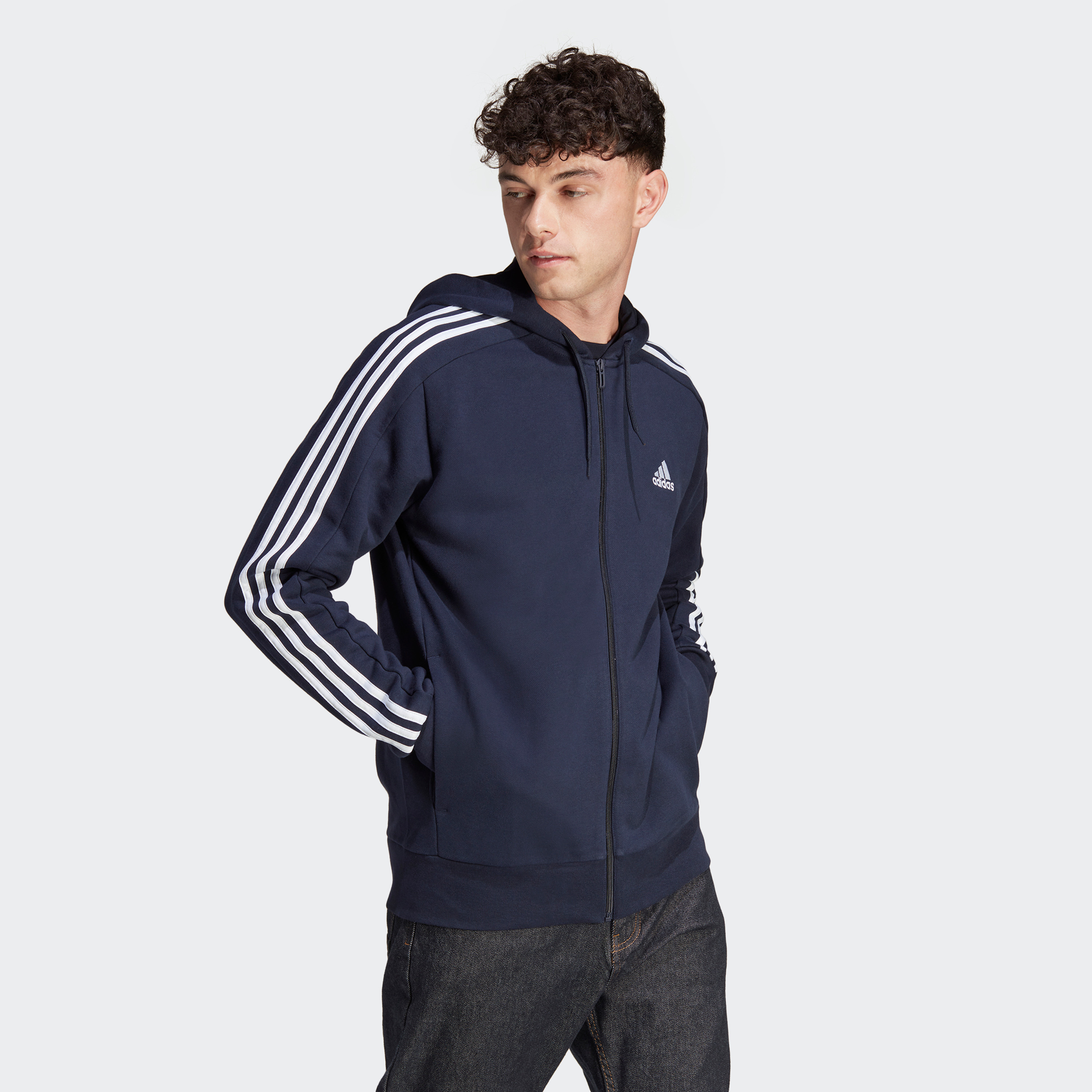 هودي بسحاب كامل ومزين بثلاثة اشرطة اسينشيالز من قماش تيري فرنسي من اديداس للرجال| او اي-men-winterwear-hoodiesandsweatshirts-image-5