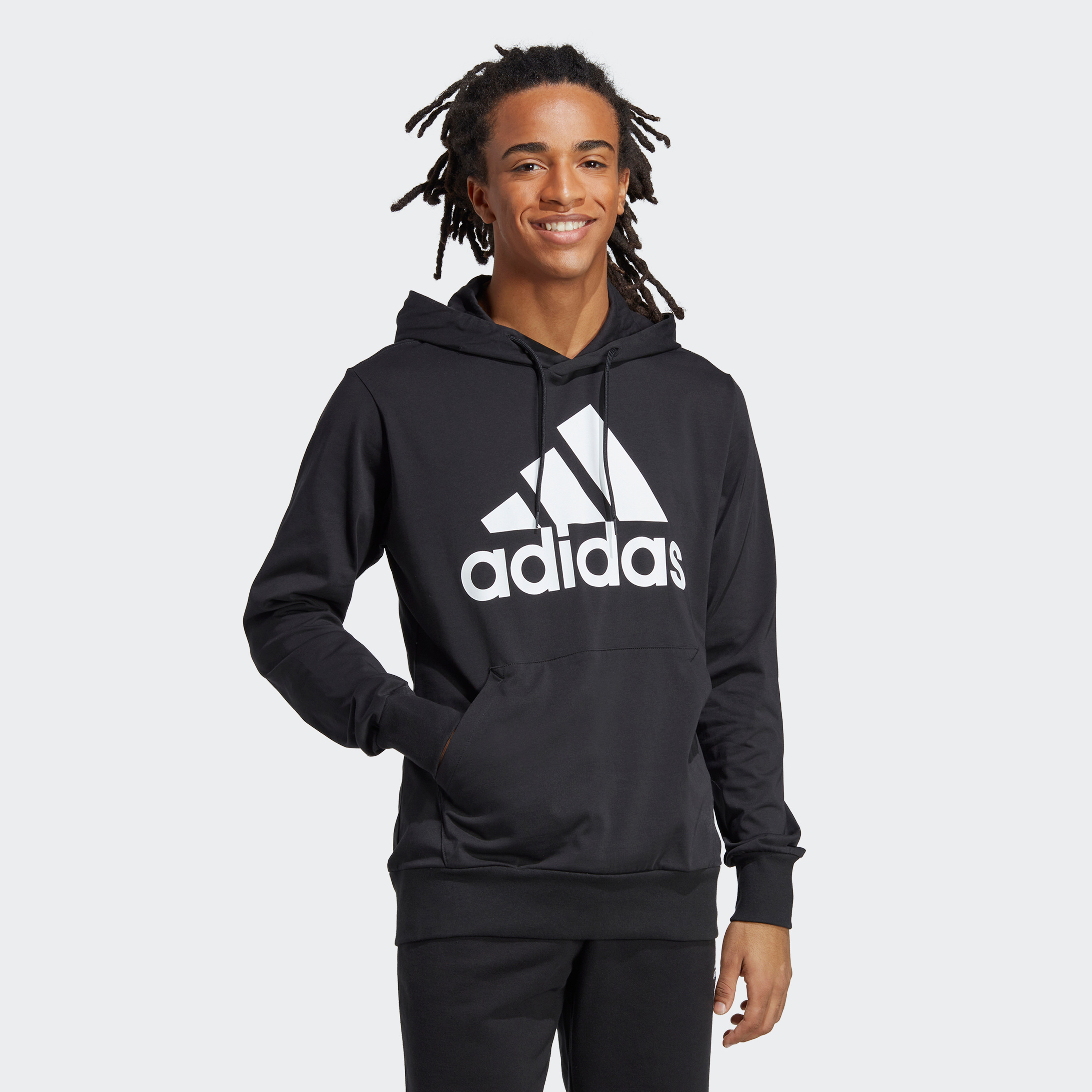 هودي بشعار أديداس اسنشيالز للرجال | او اي-men-winterwear-hoodiesandsweatshirts-image-1