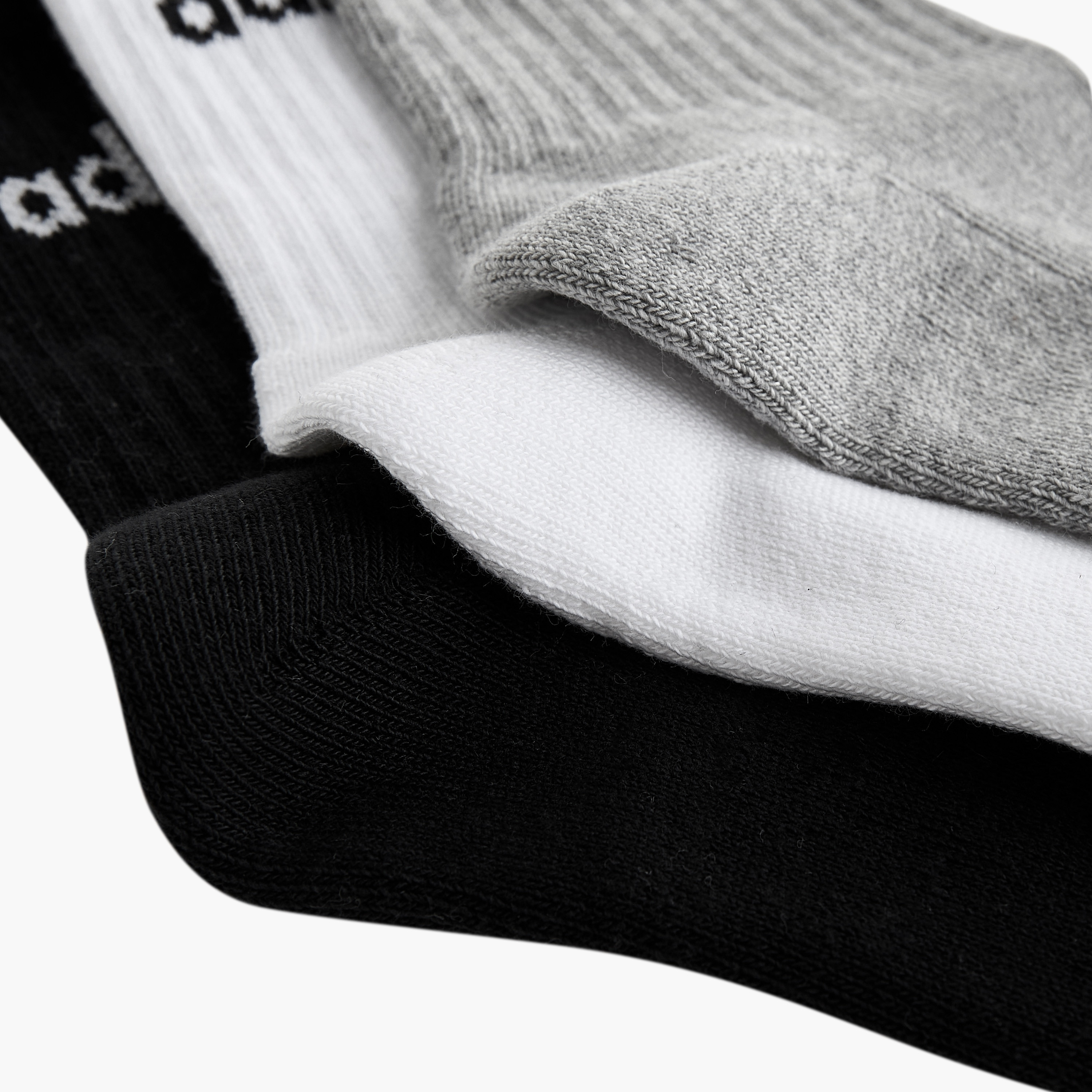 adidas Linear Crew Cushioned Socks 3 Pairs IC1302 | OE-sports-men-accessories-image-4
