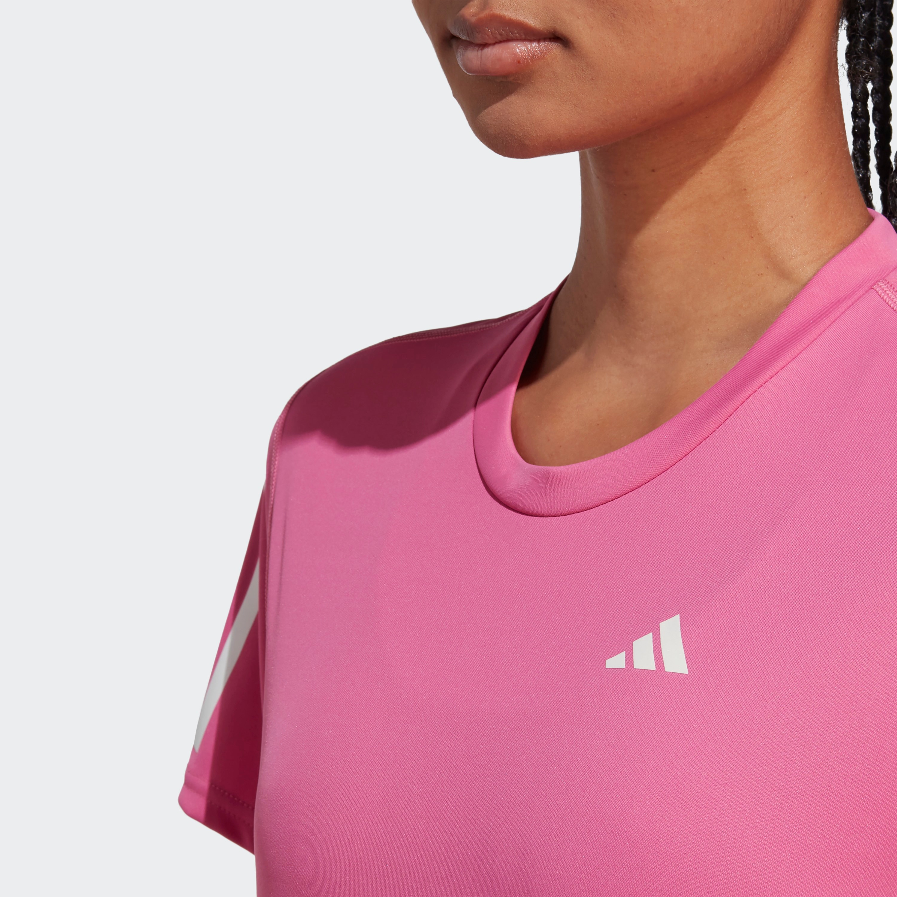  تي شيرت اون ذا رن للنساء من اديداس بثلاثة أشرطة-sports-women-clothing-tshirtsandvests-image-3